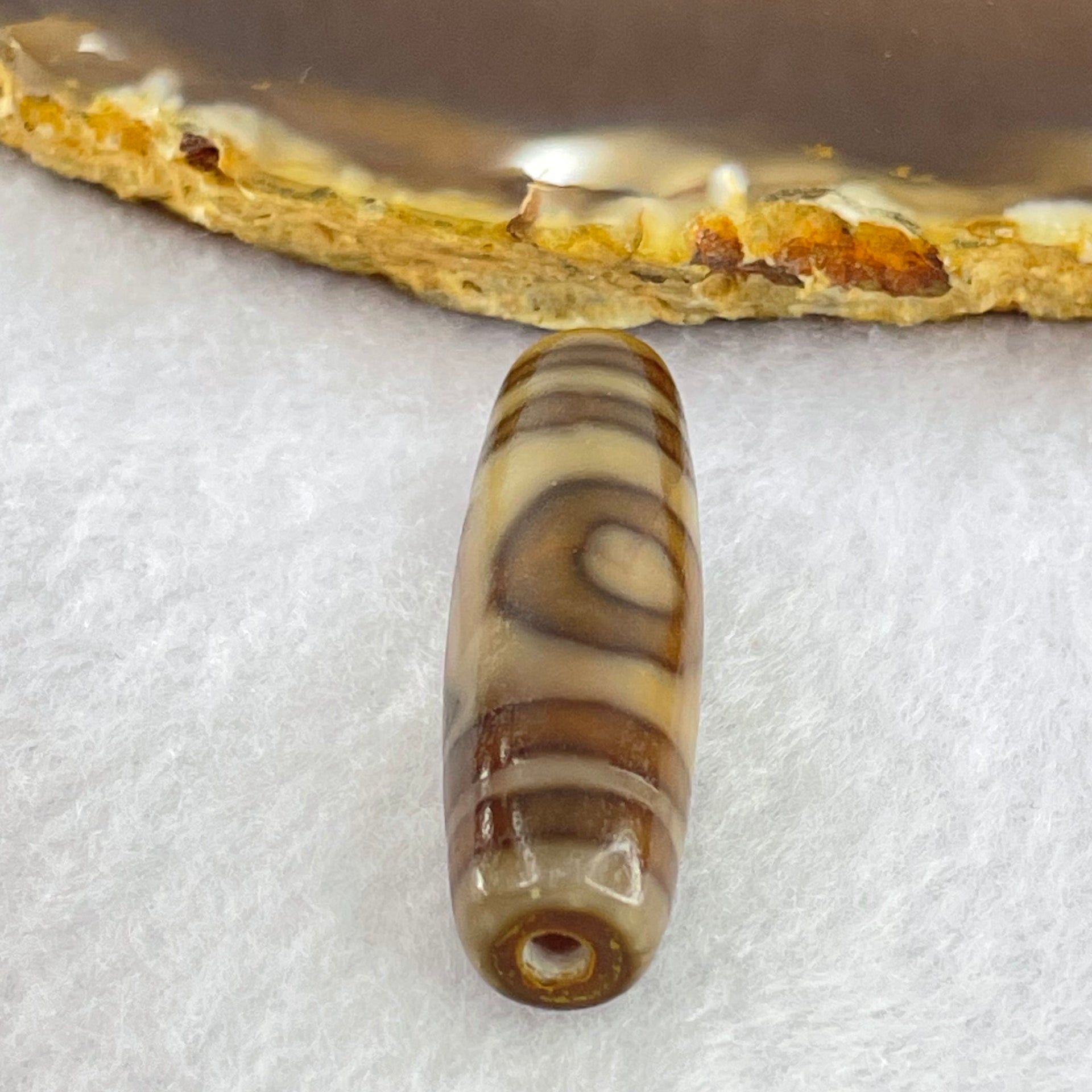 Natural Powerful Tibetan Old Oily Agate Sky Door Serenity 1 Eye Dzi Bead Heavenly Master (Tian Zhu) 一眼天诛 8.05g 37.9 by 11.8mm - Huangs Jadeite and Jewelry Pte Ltd