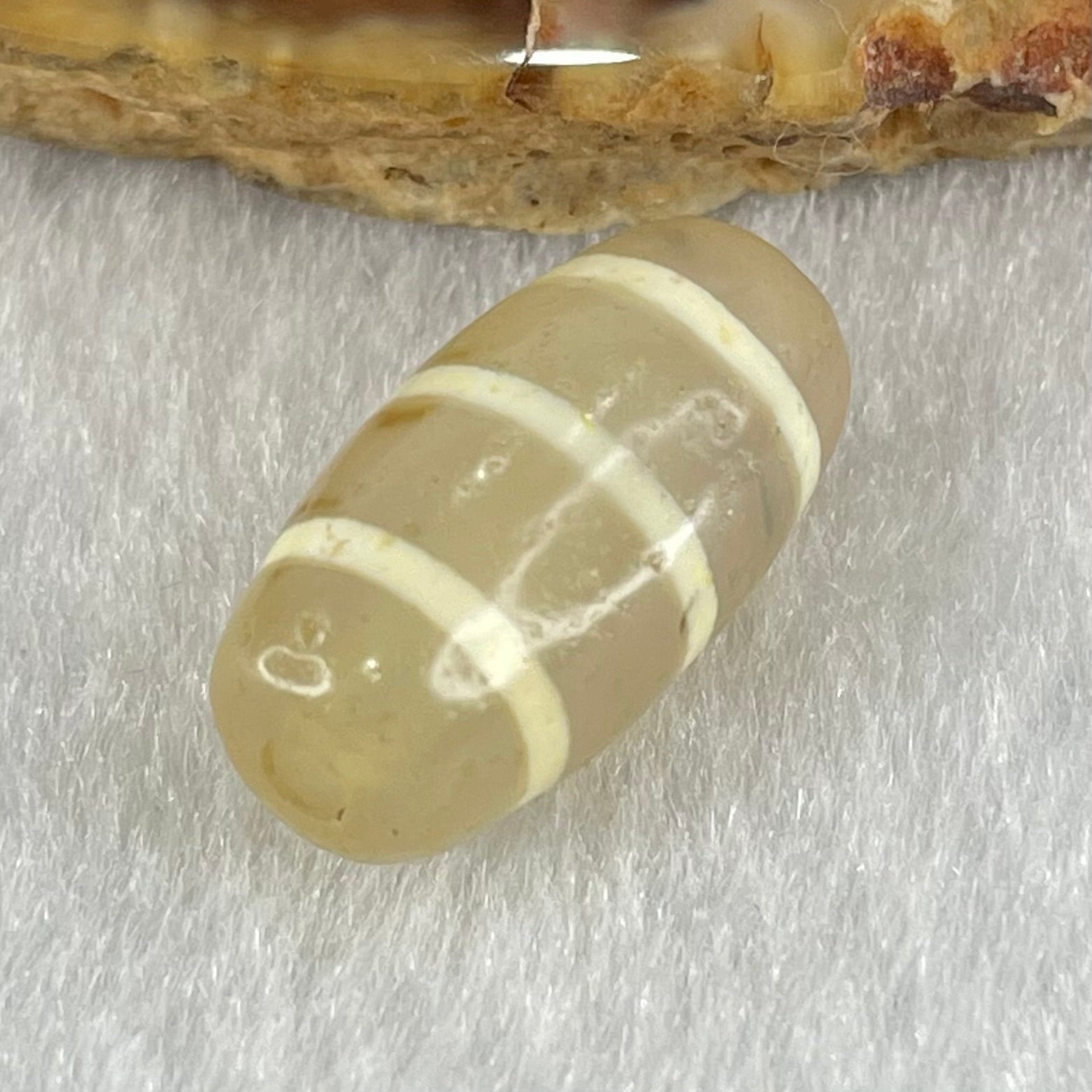 Natural Powerful Tibetan Old Oily Agate 3-Lines Dzi Bead Heavenly Master (Tian Zhu) 三行天诛 2.99g 20.1 by 10.2mm - Huangs Jadeite and Jewelry Pte Ltd