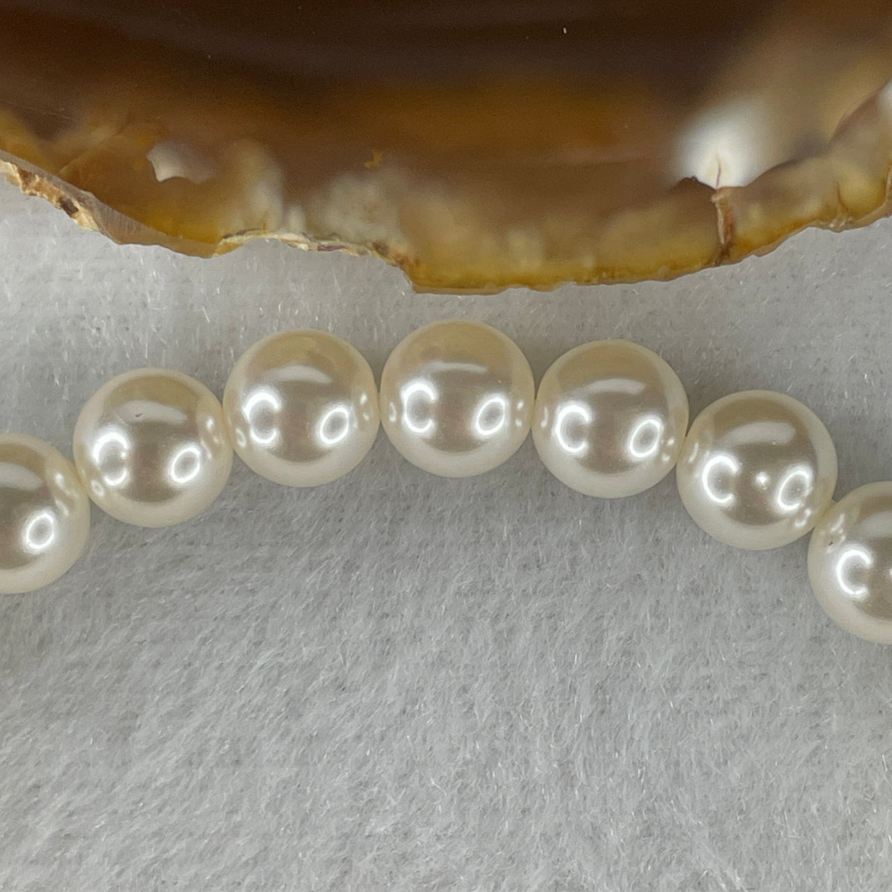 Natural Faux White Pearl Beads Bracelet 18.25g 19cm 8.1mm 28 Beads