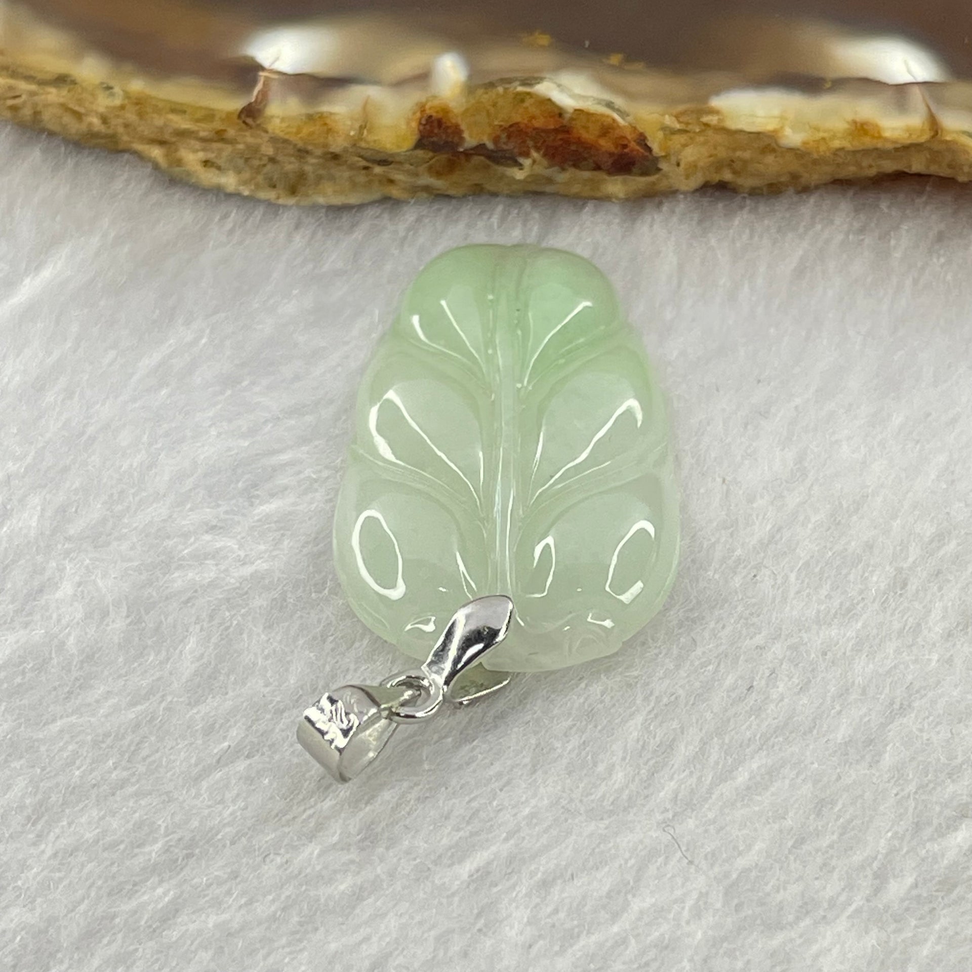 Type A Light Green Jadeite Leaf Pendant with S925 Sliver Clasps 4.31g 30.4 by 17.7 by 4.0mm - Huangs Jadeite and Jewelry Pte Ltd
