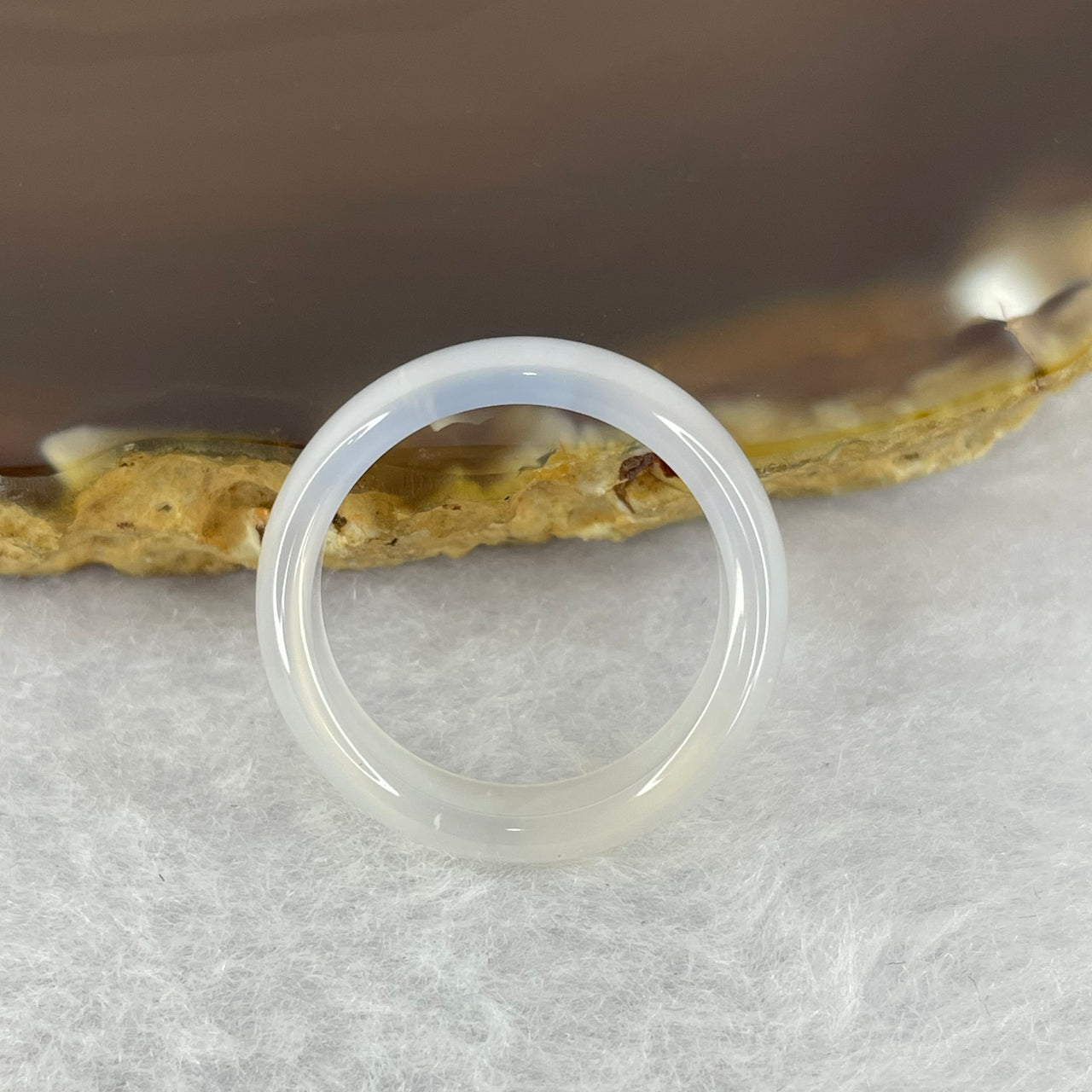 Natural Agate Ring 1.98g 5.8 by 3.0 mm US 6.8/ HK 15 - Huangs Jadeite and Jewelry Pte Ltd