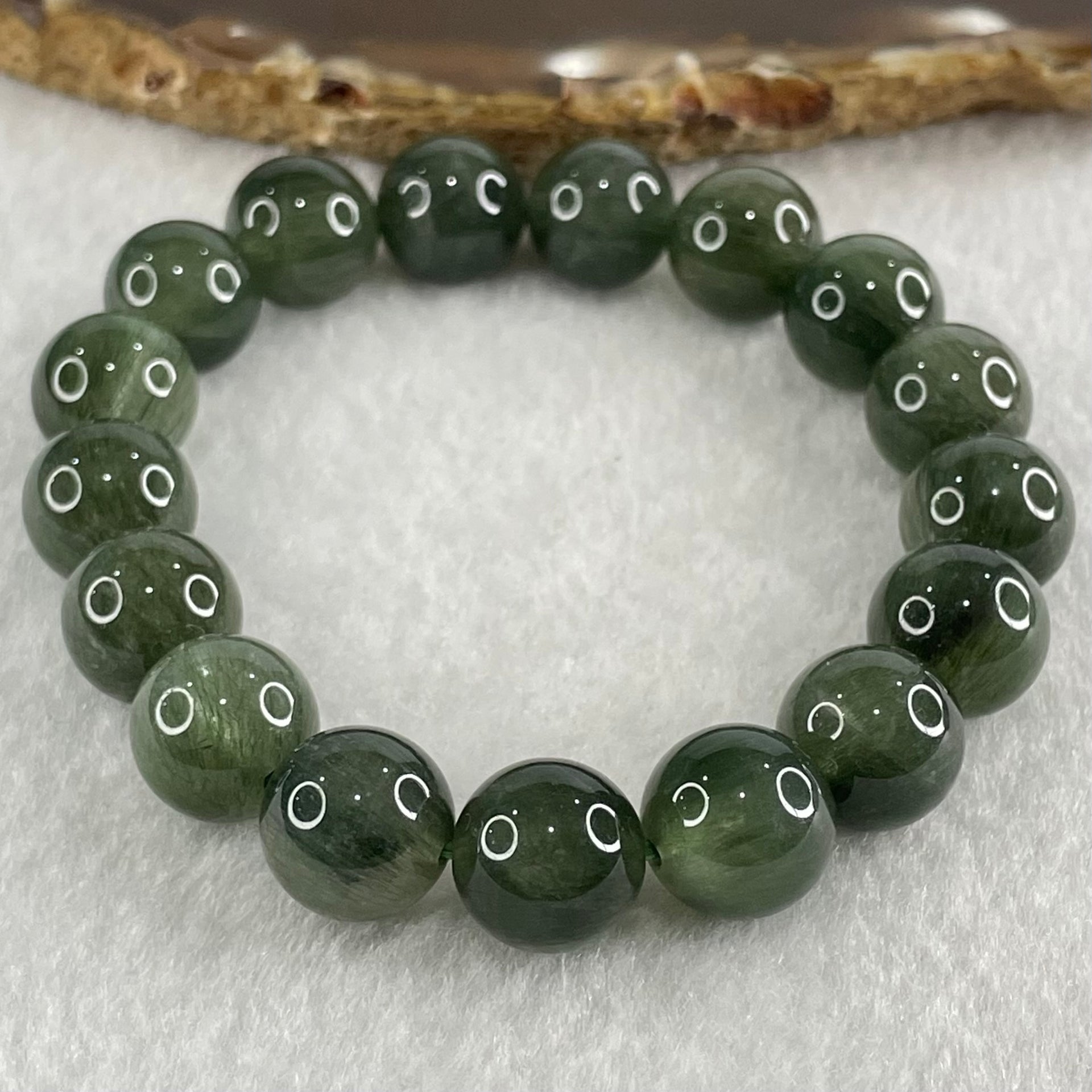 Good Grade Natural Cats Eye Green Rutilated Quartz Beads Bracelet 37.68g 17cm 11.7mm 17 Beads - Huangs Jadeite and Jewelry Pte Ltd