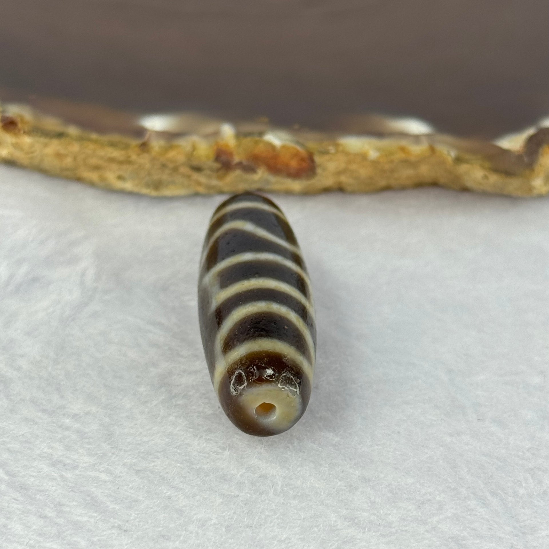 Natural Powerful Tibetan Old Oily Agate Sky Door Serenity 1 Eye Dzi Bead Heavenly Master (Tian Zhu) 一眼天诛 9.93g 37.6 by 13.3mm - Huangs Jadeite and Jewelry Pte Ltd