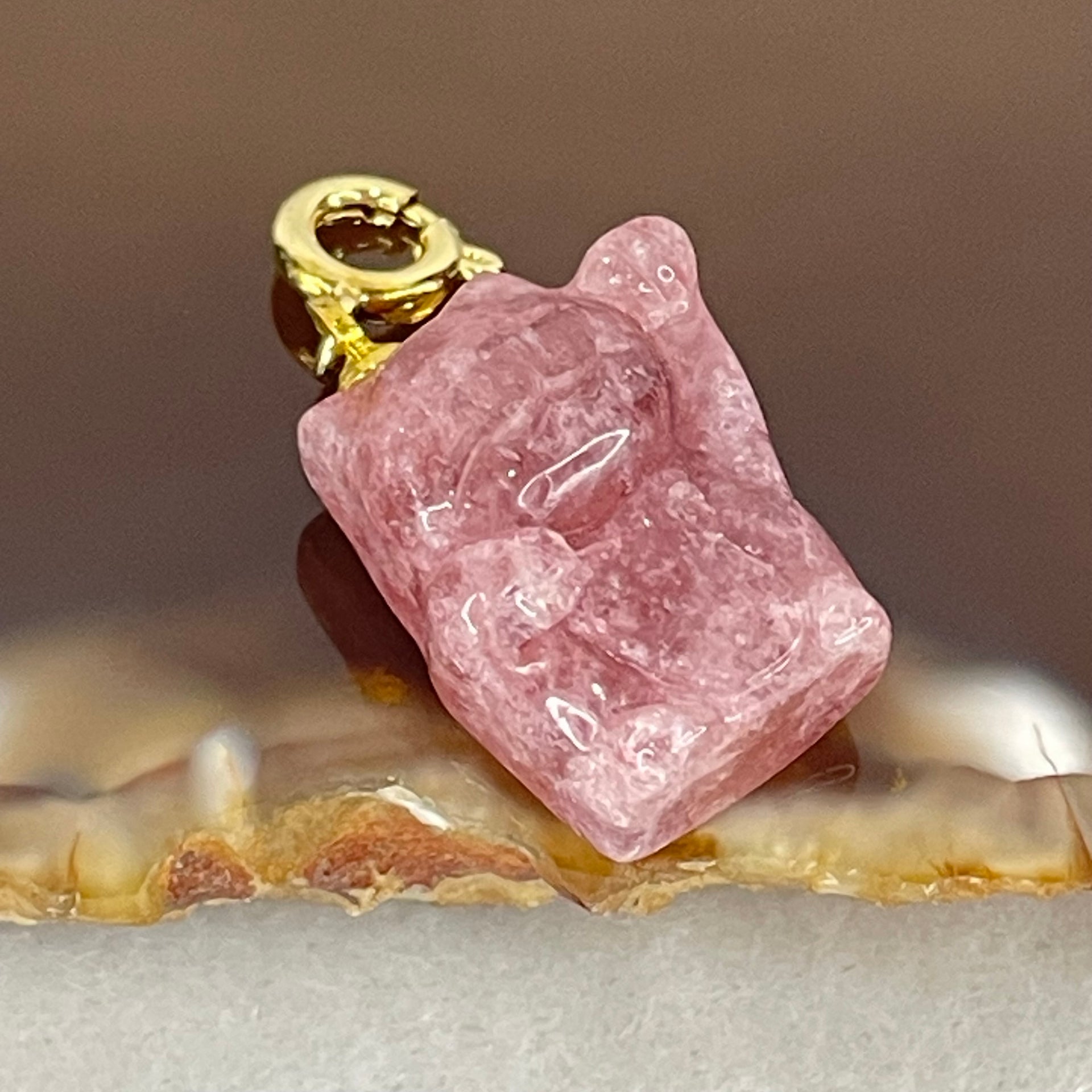 Natural Strawberry Quartz Fortune Cat Charm 3.76g 18.3 by 13.0 by 9.1mm - Huangs Jadeite and Jewelry Pte Ltd