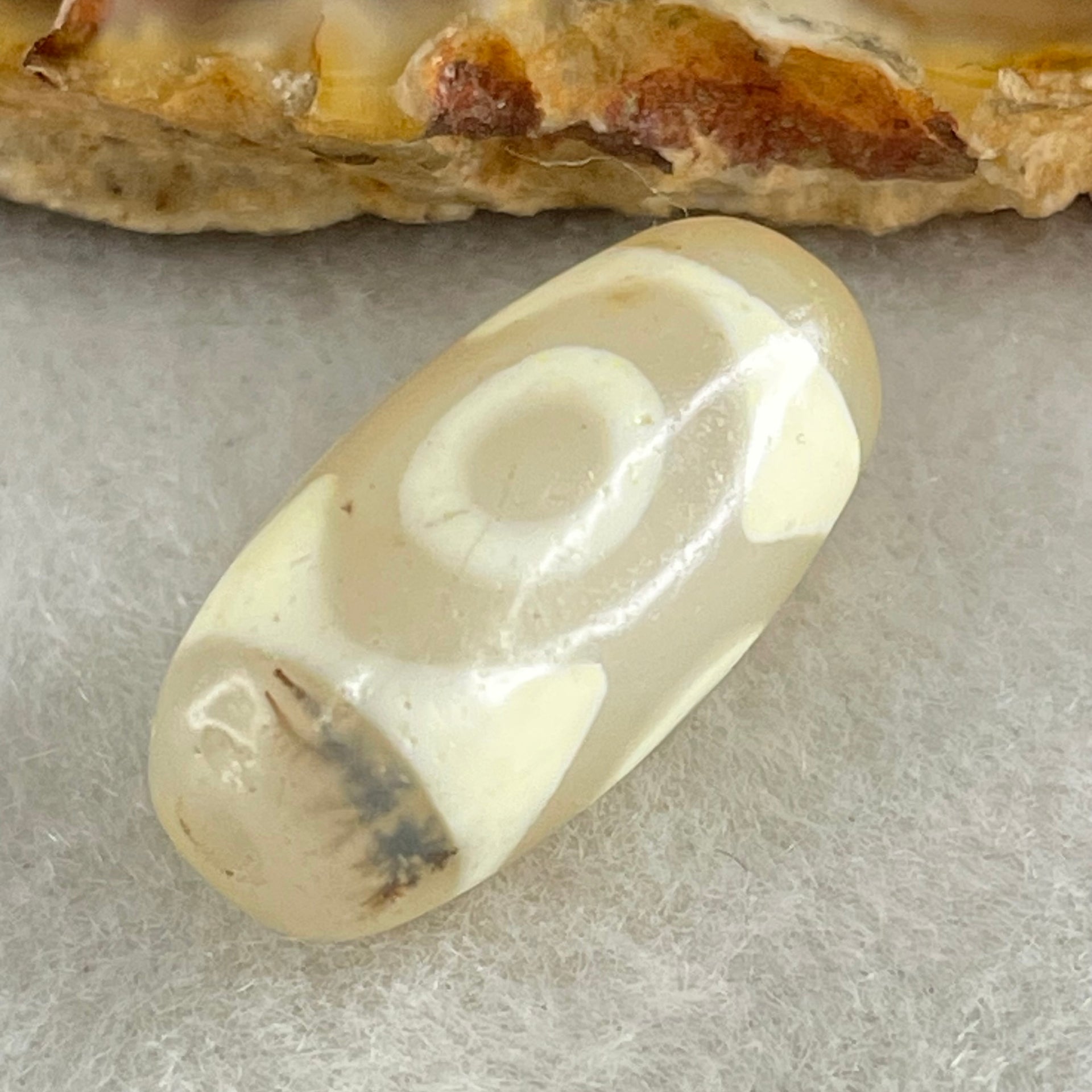 Natural Powerful Tibetan Old Oily Agate 3 Eyes Dzi Bead Heavenly Master (Tian Zhu) 三眼天诛 2.91g 20.1 by 10.1mm - Huangs Jadeite and Jewelry Pte Ltd