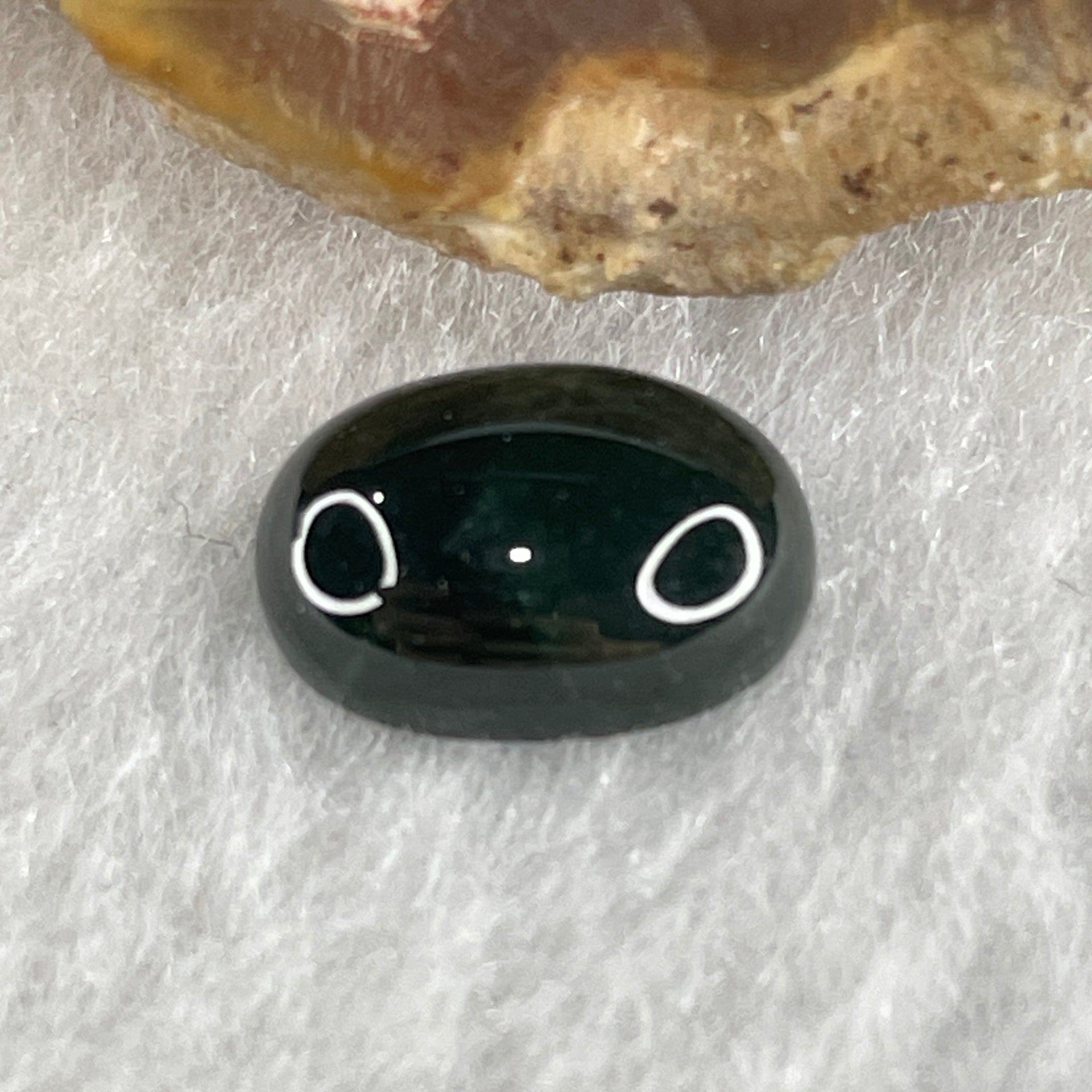 Type A Translucent Black Omphacite Jadeite Round Cabouchon Stone For Setting 0.93g 11.7 by 8.4 by 4.6mm - Huangs Jadeite and Jewelry Pte Ltd
