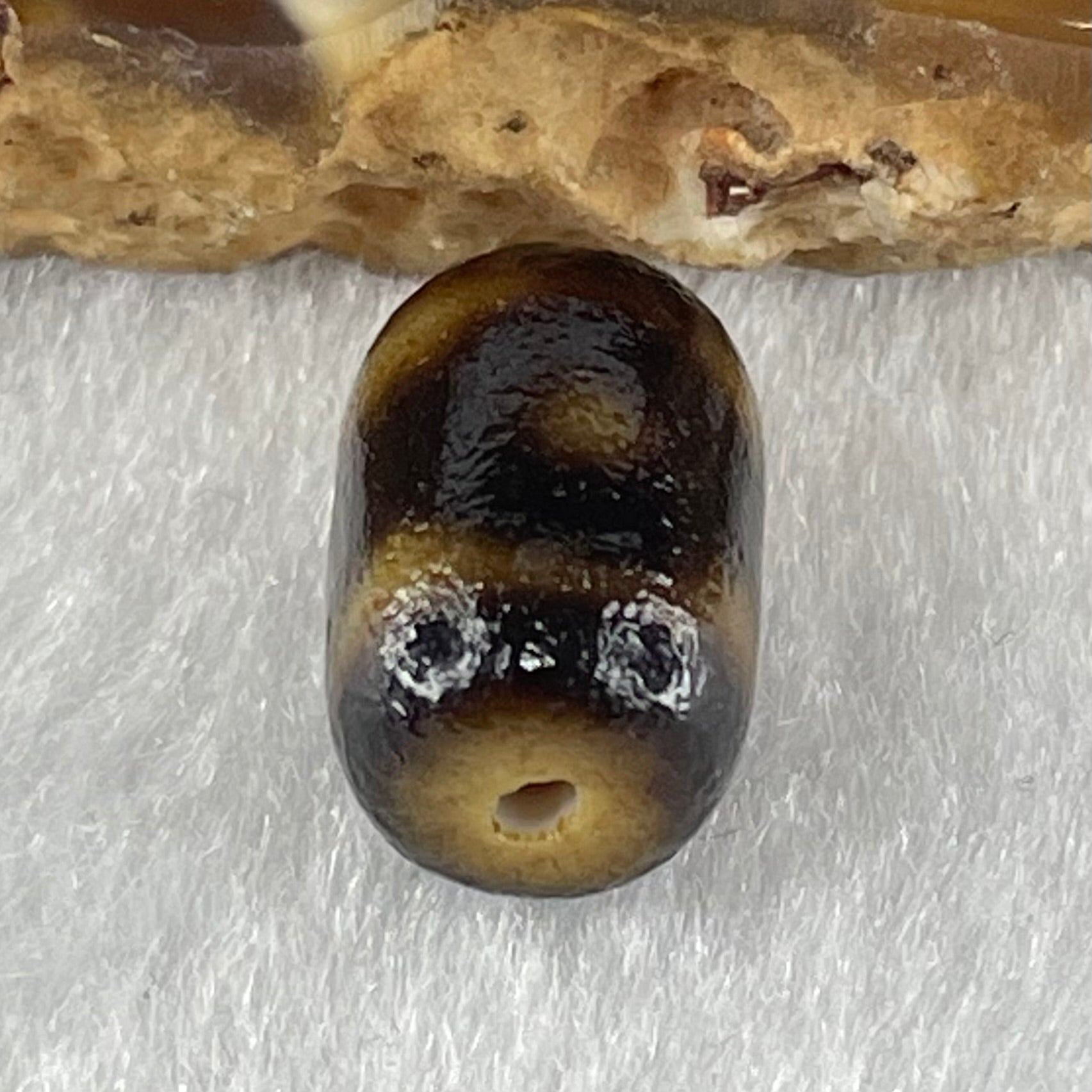 Natural Powerful Tibetan Old Oily Agate 3 Eyes Dzi Bead Heavenly Master (Tian Zhu) 三眼天诛 1.66g 12.9 by 8.8mm - Huangs Jadeite and Jewelry Pte Ltd