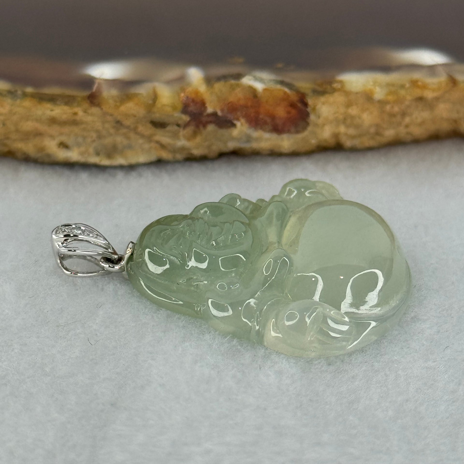 18K 750 White Gold Type A Icy Light Green Jadeite Milo Buddha with Diamonds Pendant 6.71g 26.6 by 28.0 by 6.0mm - Huangs Jadeite and Jewelry Pte Ltd