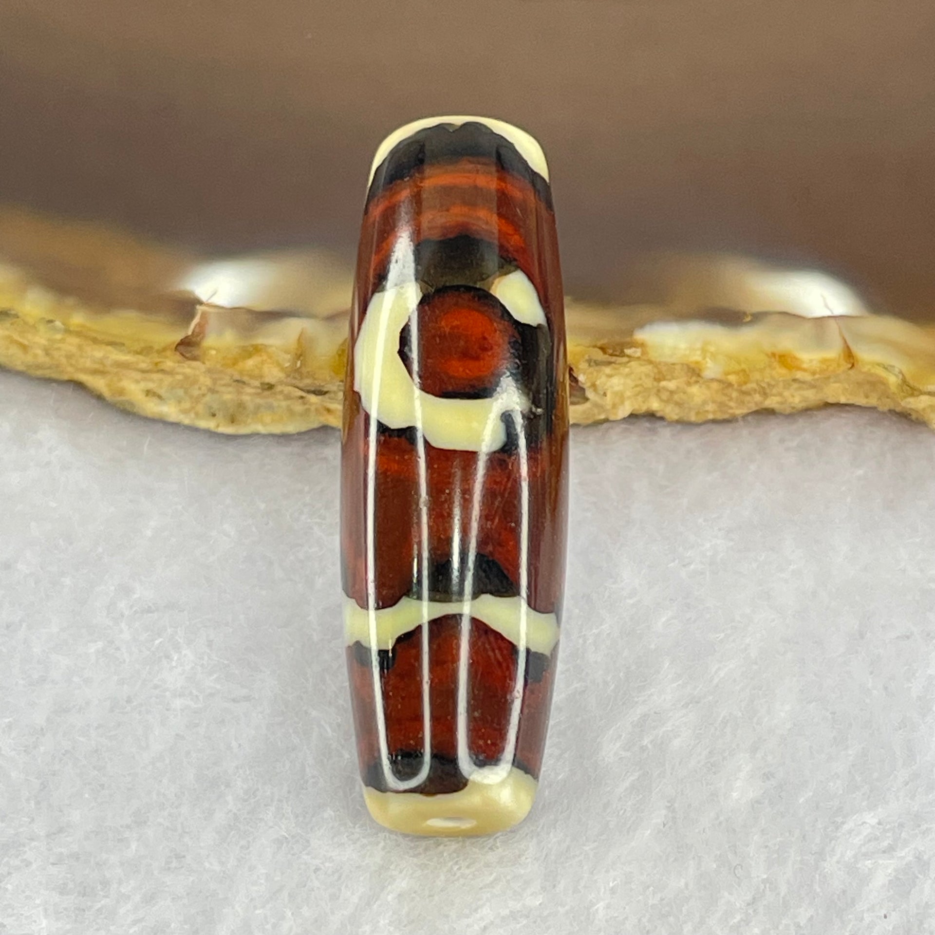 Natural Powerful Tibetan Old Oily Agate Sky Door Serenity 1 Eye Dzi Bead Heavenly Master (Tian Zhu) 一眼天诛 8.65g 37.7 by 12.0mm - Huangs Jadeite and Jewelry Pte Ltd