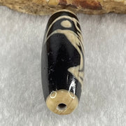 Natural Powerful Tibetan Old Oily Agate Condor Dzi Bead Heavenly Master (Tian Zhu) 神鹰珠 8.67g 36.6 by 12.3mm - Huangs Jadeite and Jewelry Pte Ltd