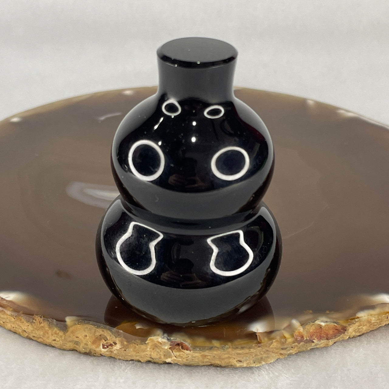 Natural Black Obsidian Hulu Display 130.02g 60.0 by 42.8mm - Huangs Jadeite and Jewelry Pte Ltd