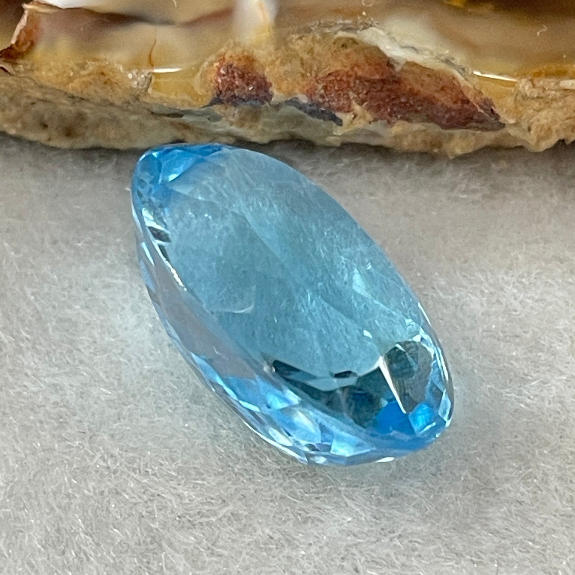 Natural Sky Blue Topaz Oval Shape 18.74ct 18.5 by 13.8 by 8.8mm - Huangs Jadeite and Jewelry Pte Ltd