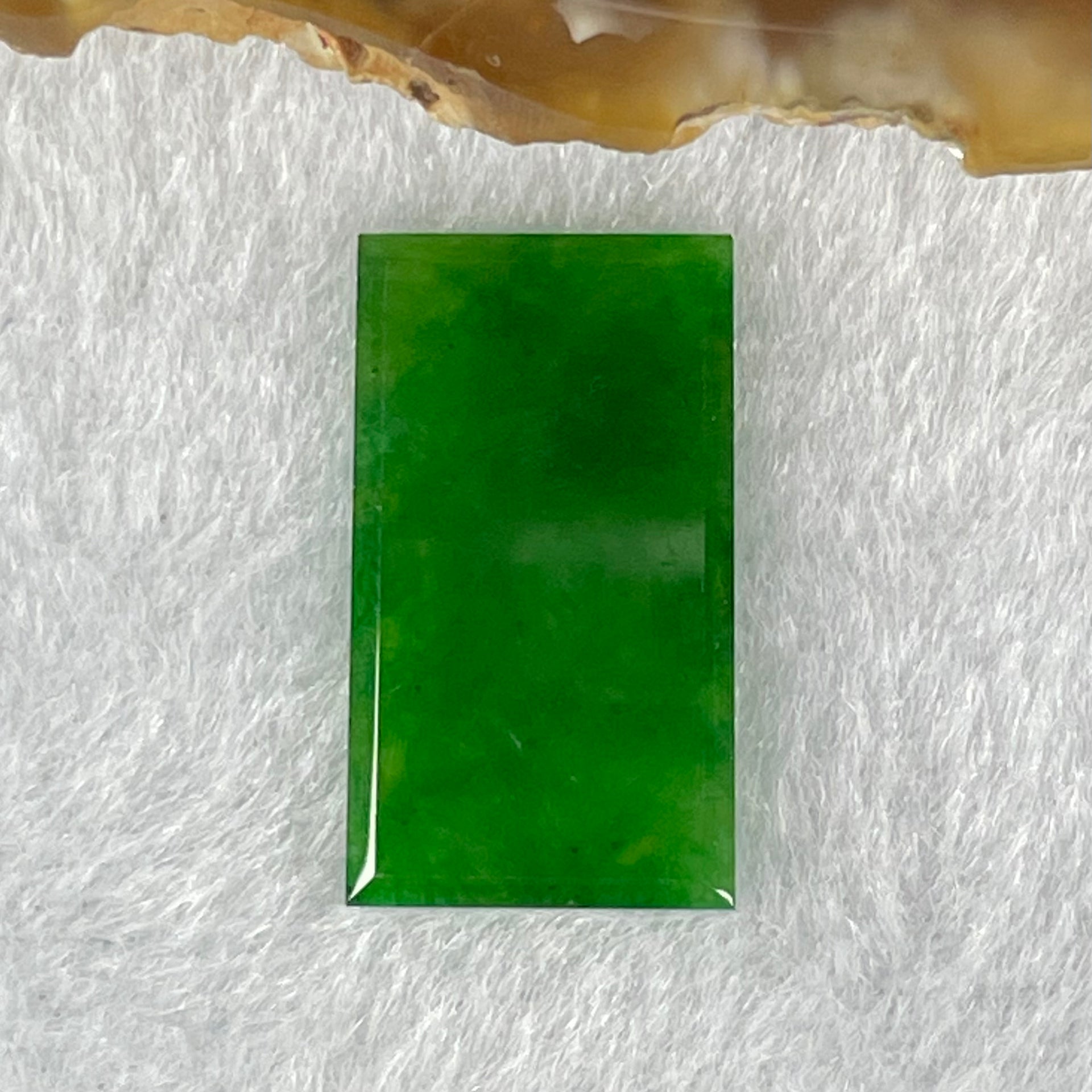 Rare Good Grade Type A Old Mine Spicy Green Jadeite Rectangle Wu Shi Pai Stone Setting 1.45g 22.5 by  12.7 by 1.7mm - Huangs Jadeite and Jewelry Pte Ltd