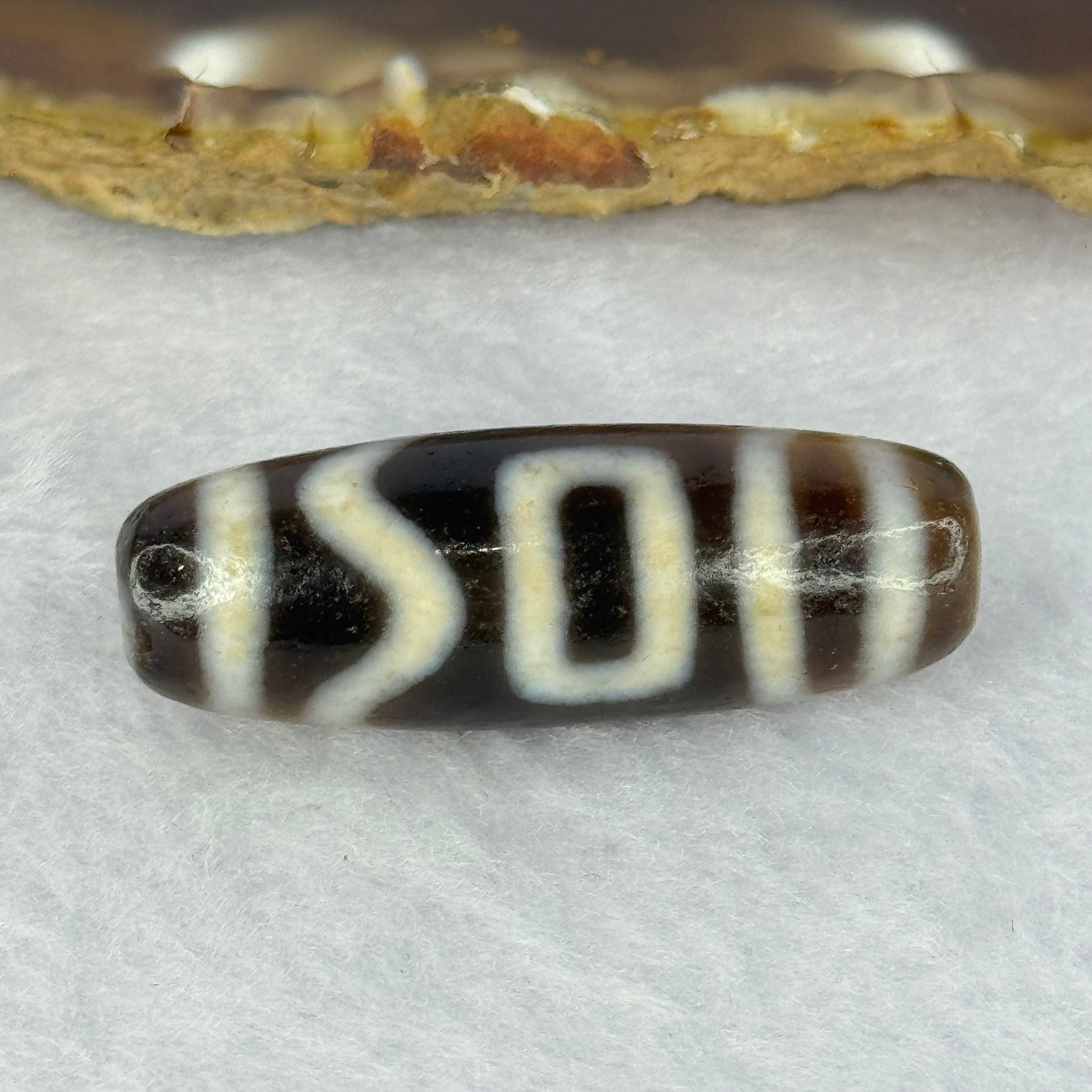 Natural Powerful Tibetan Old Oily Agate Sky Door Serenity 1 Eye Dzi Bead Heavenly Master (Tian Zhu) 一眼天诛 10.09g 37.6 by 13.2mm - Huangs Jadeite and Jewelry Pte Ltd