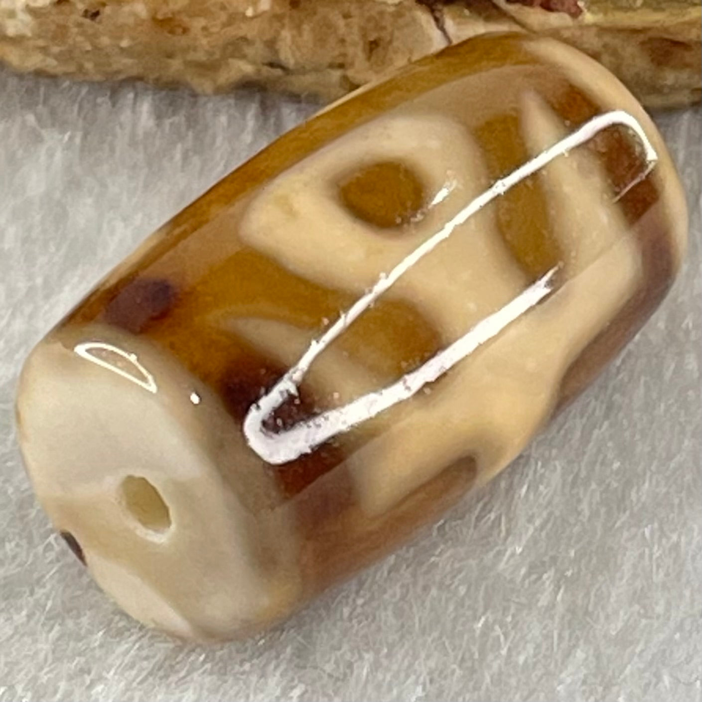 Natural Powerful Tibetan Old Oily Agate Patina Guiren Tairen Human Dzi Bead Totem Amulet Heavenly Master (Tian Zhu) 贵人天诛 4.77g 19.6 by 11.8mm - Huangs Jadeite and Jewelry Pte Ltd