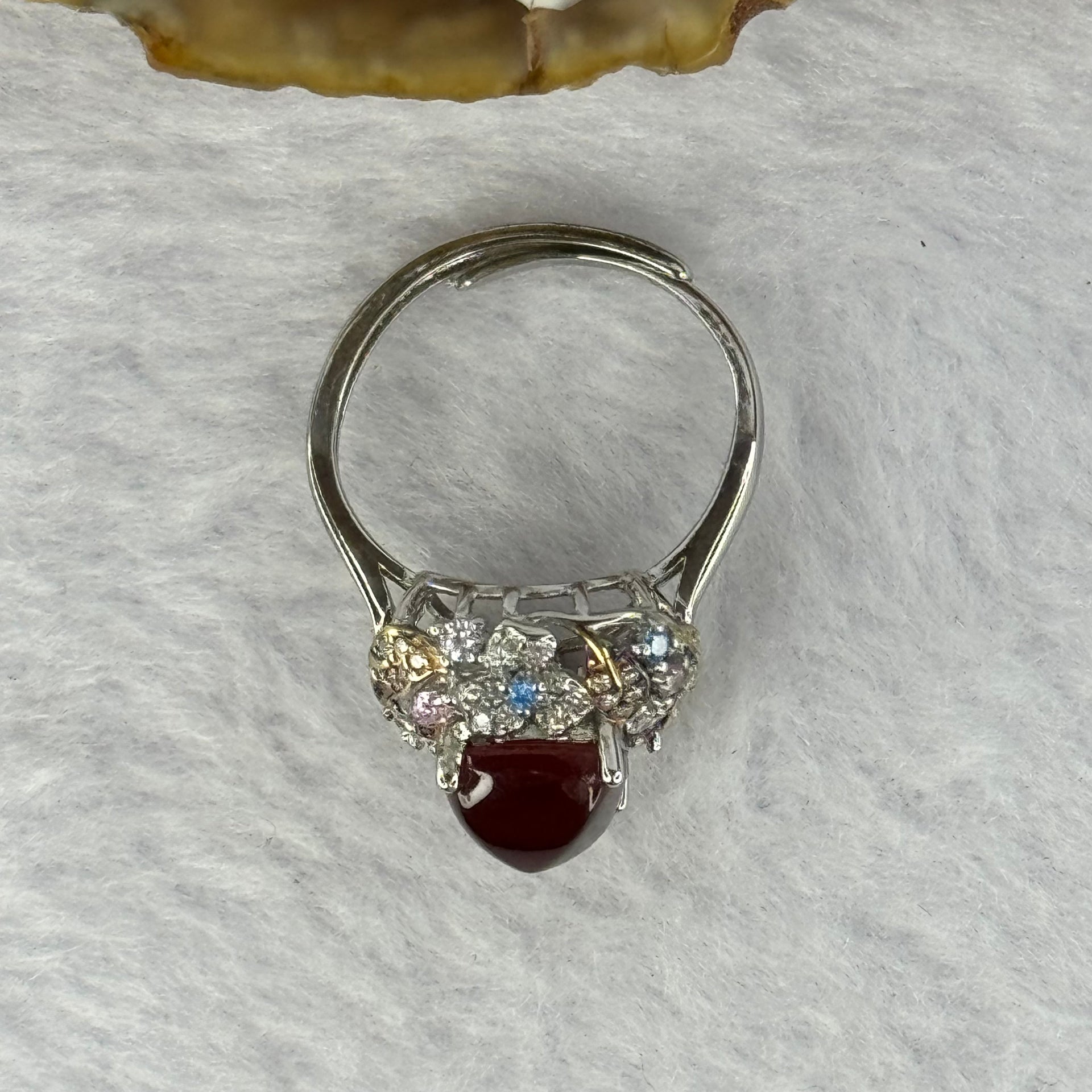Natural Red Carnelian Agate with Crystals In 925 Sliver Ring (Adjustable Size) 3.89g 8.0 by 8.0 by 6.5mm - Huangs Jadeite and Jewelry Pte Ltd
