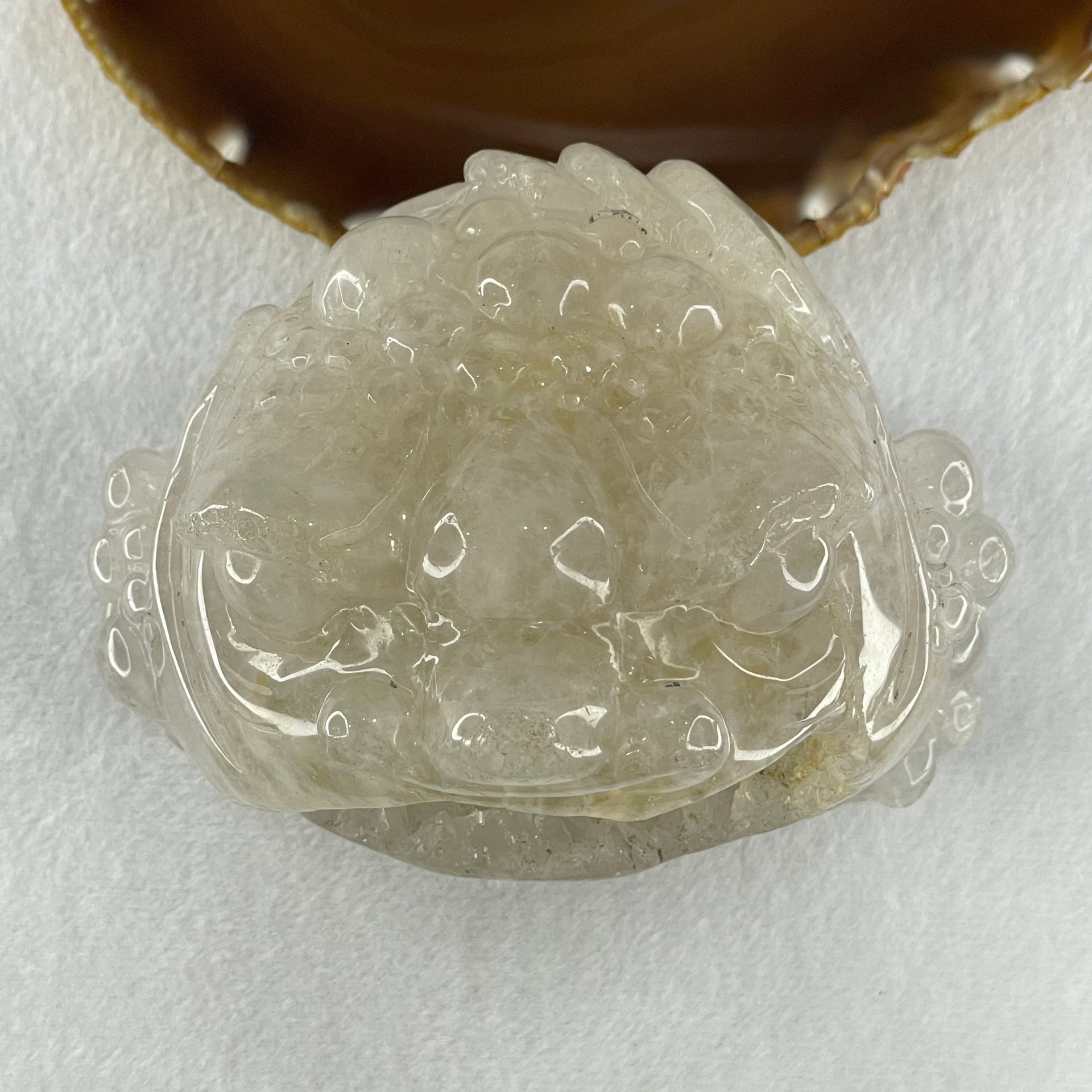 Natural White Agate with Citrine 3 Legged Toast Display 800.5g 113.0 by 85.0 by 90.0mm - Huangs Jadeite and Jewelry Pte Ltd