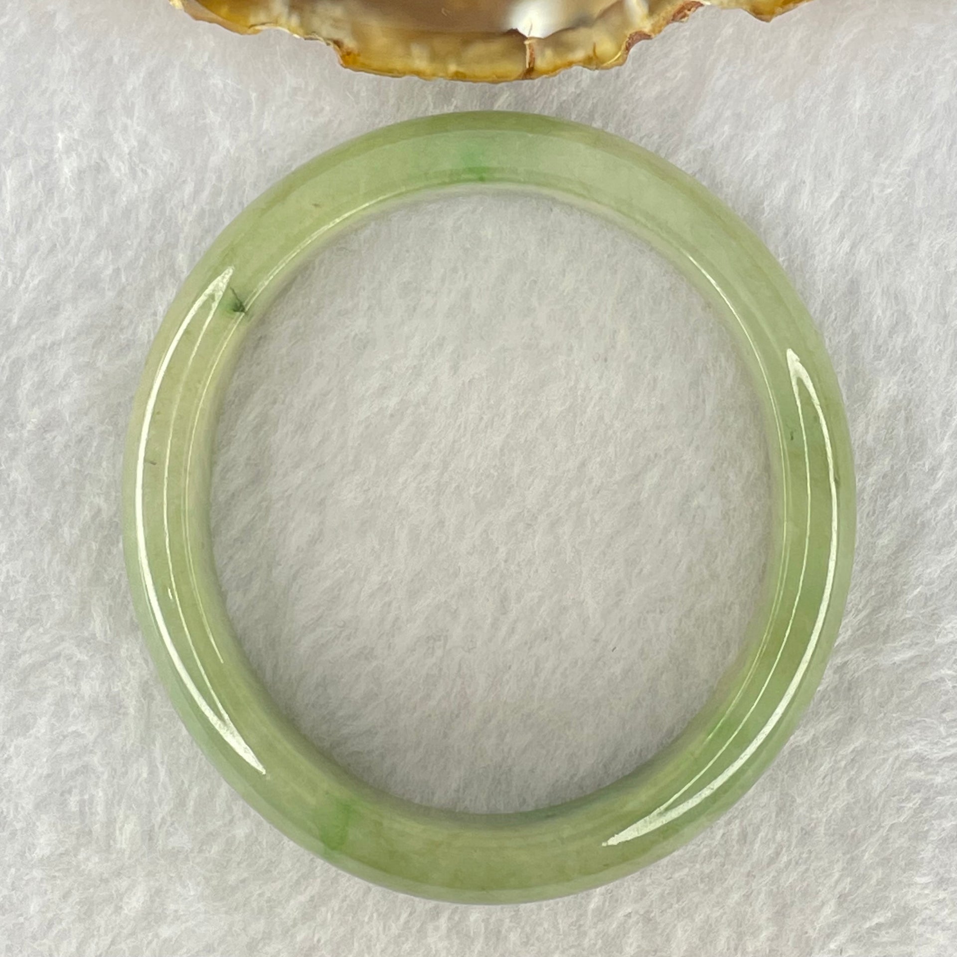 Type A Green with Emerald Green Jadeite Bangle Internal Diameter 55.1mm 46.23g 13.0 by 7.2mm (Very Slight External Line) - Huangs Jadeite and Jewelry Pte Ltd