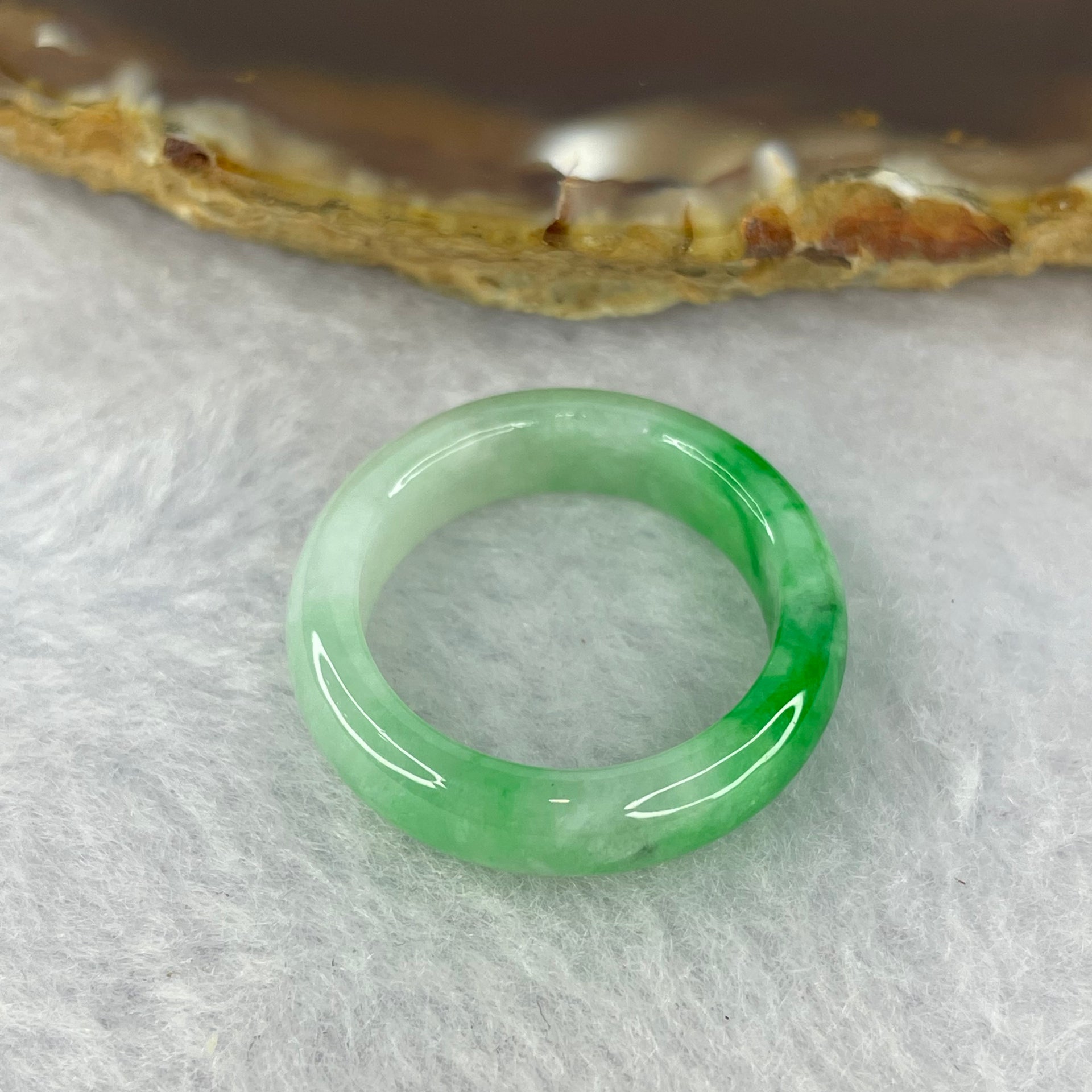 Type A Green with Spicy Green Piao Hua Jadeite Ring 3.49g 5.7 by 3.5 mm US 8.25 / HK 18 (Very Slight Internal Line) - Huangs Jadeite and Jewelry Pte Ltd