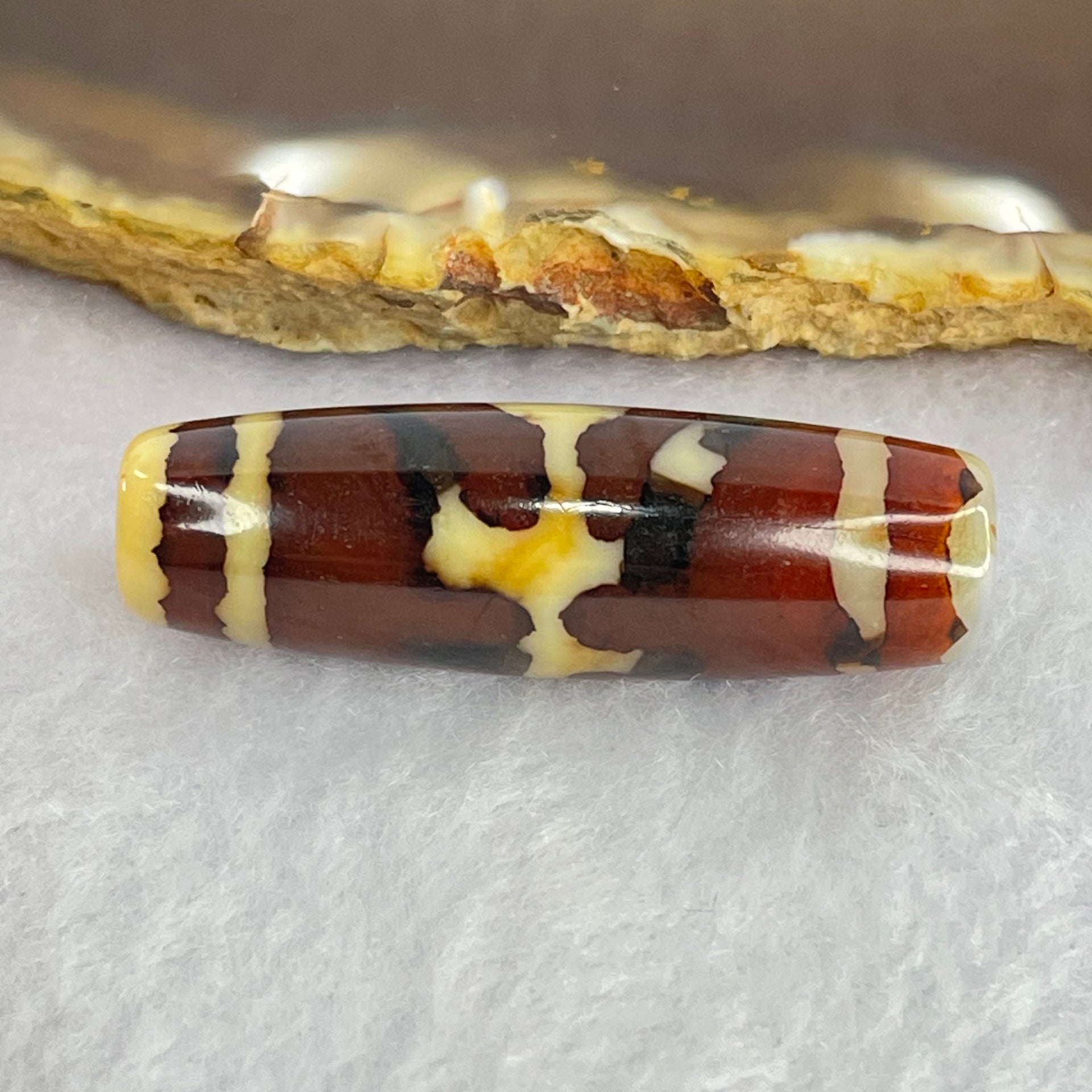 Natural Powerful Tibetan Old Oily Agate Patina Guiren Tairen Human Dzi Bead Totem Amulet Heavenly Master (Tian Zhu) 贵人天诛 8.70g 37.7 by 12.1mm - Huangs Jadeite and Jewelry Pte Ltd