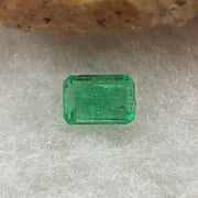 Natural Colombia Vivid Green Emerald (Beryl) Cut-Cornered Rectangular Step cut 0.44ct 5.4 by 3.9 by 2.6mm - Huangs Jadeite and Jewelry Pte Ltd