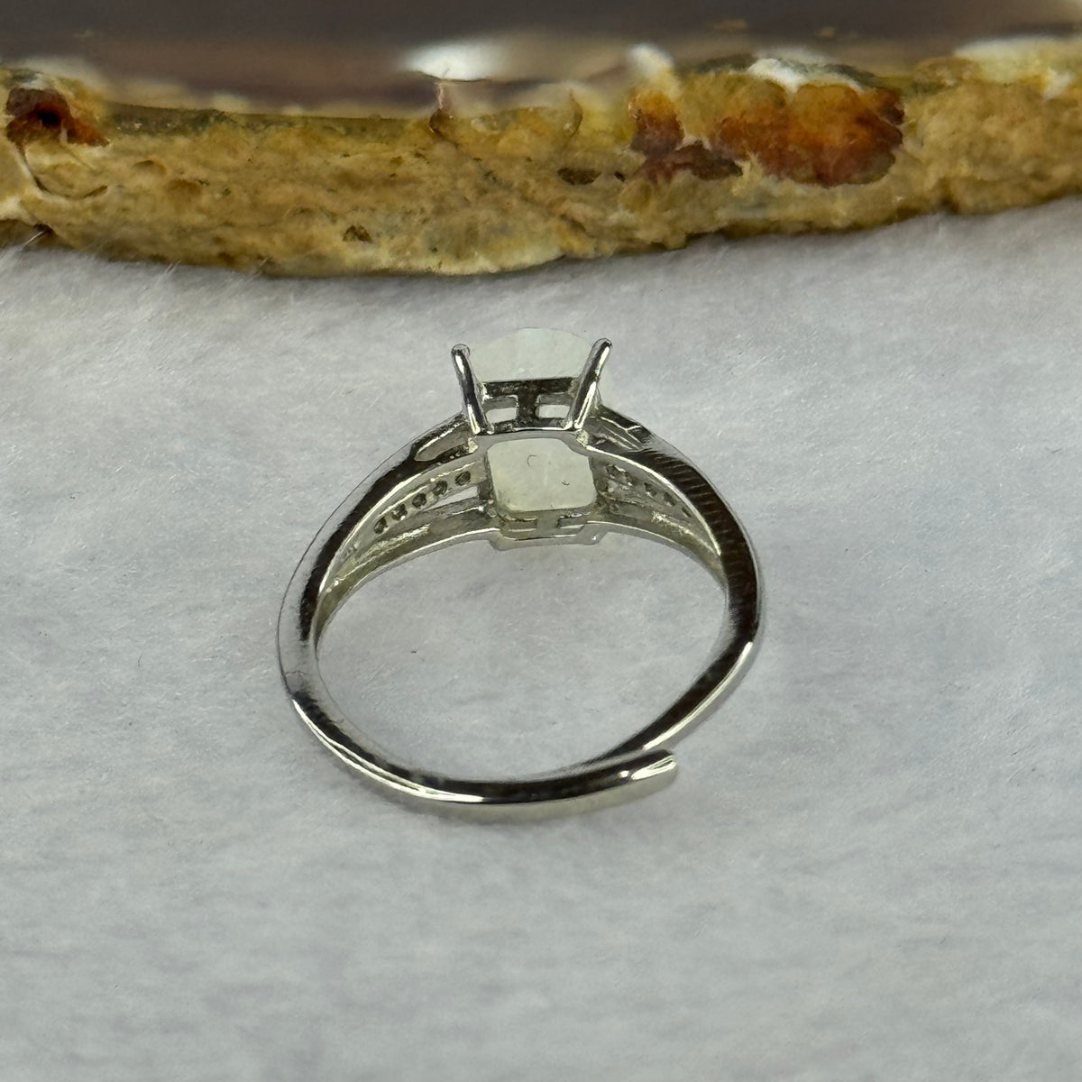 Natural Moonstone In S925 Sliver Ring (Adjustable Size) 1.79g 11.0 by 5.9 by 5.0mm - Huangs Jadeite and Jewelry Pte Ltd