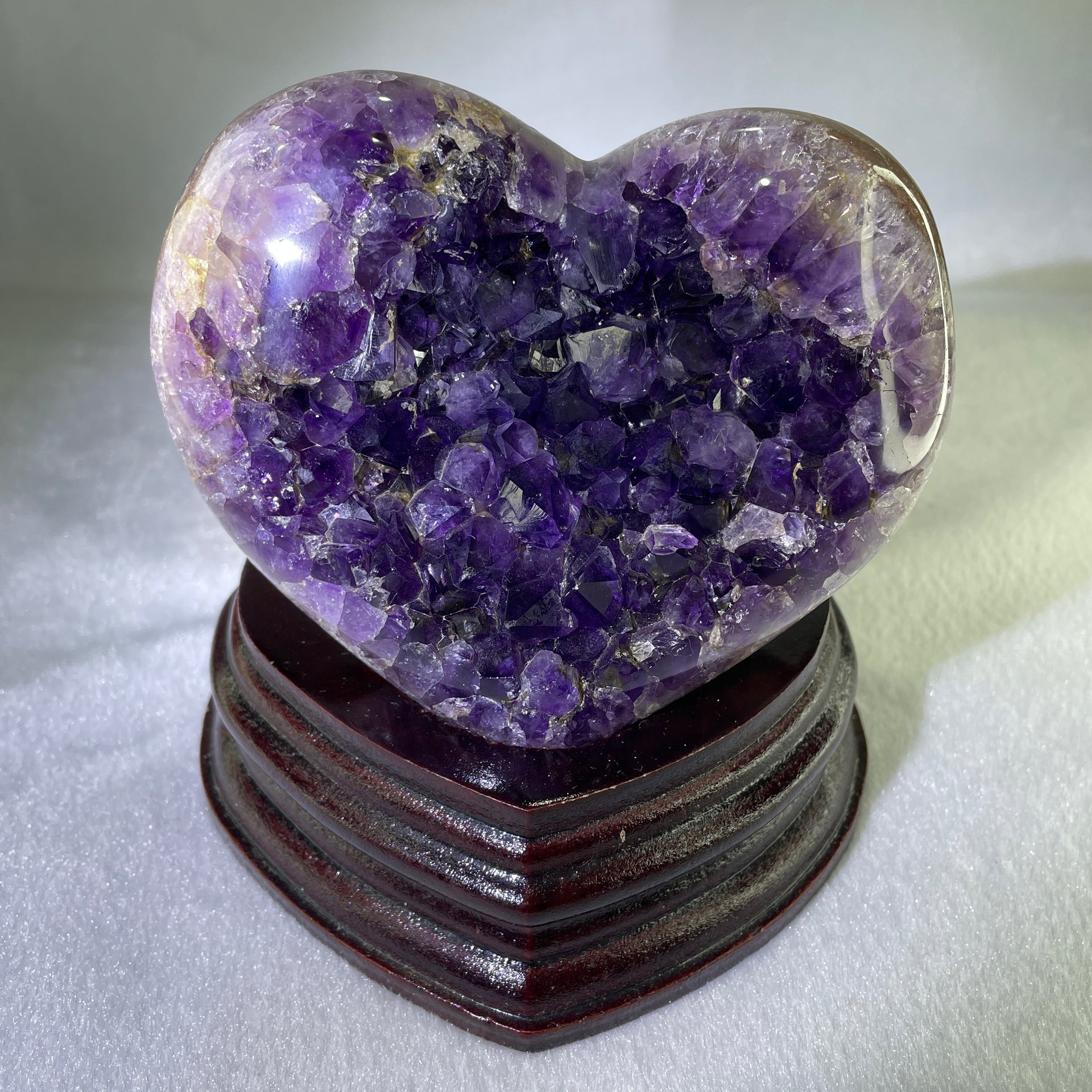 Natural Amethyst Heart Shape with Wooden Stand Display 784.3g 114.4 by 95.0 by 116.5mm - Huangs Jadeite and Jewelry Pte Ltd
