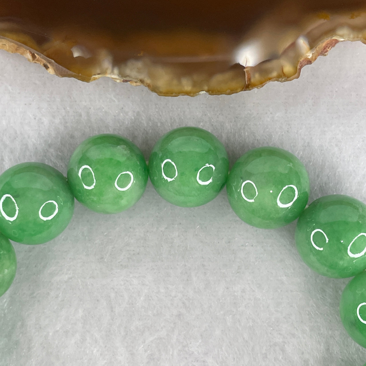 High Grade Certified Type A Apple Green Jadeite Bead Bracelet | Untreated Fei Cui Statement Stretch Bracelet (62.57g | 16.5cm Wrist | 13.3mm | 16 Beads)