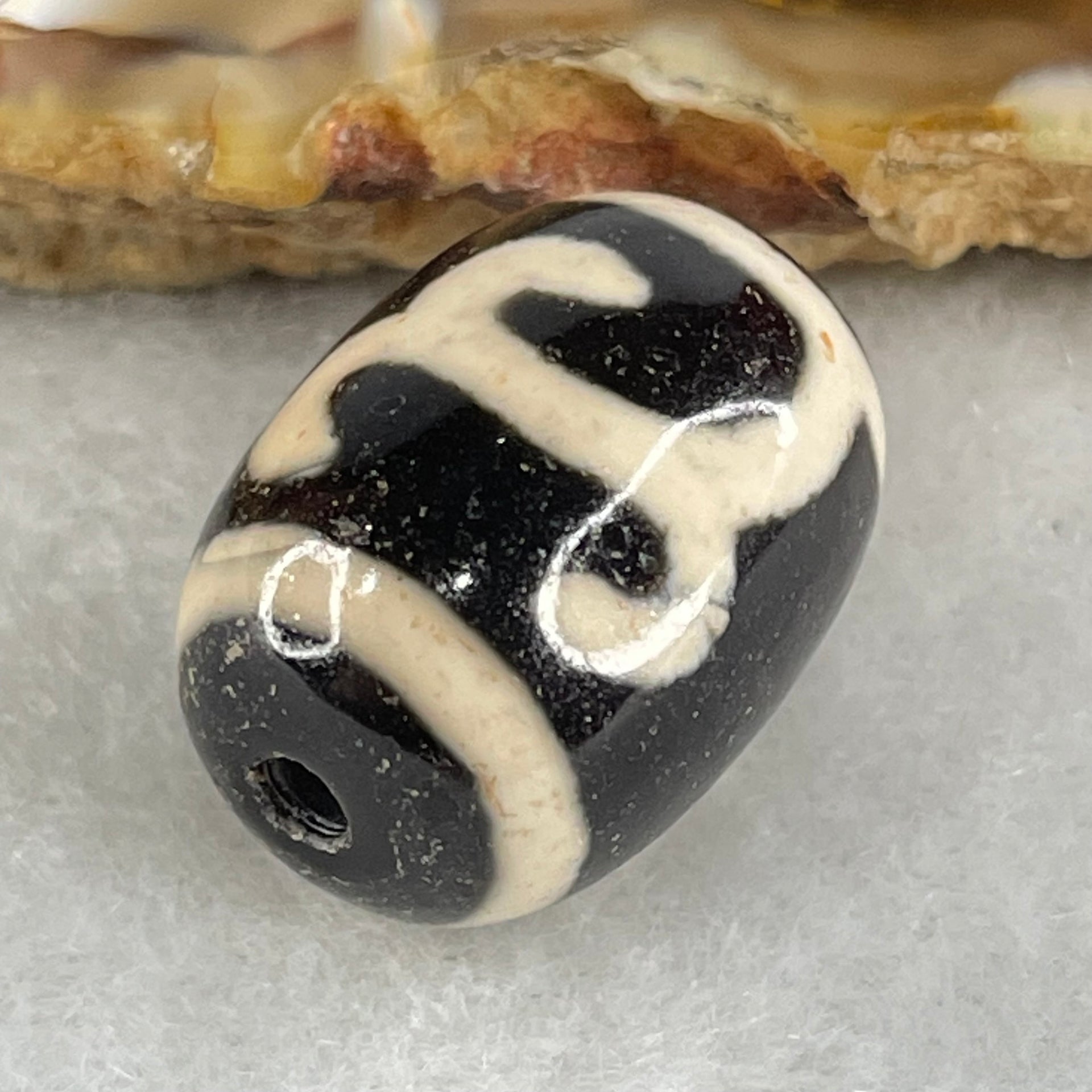 Natural Powerful Tibetan Old Oily Black White Agate Green Tara Dzi Bead Heavenly Master (Tian Zhu) 绿度母天珠 4.80g 17.4 by 13.5mm - Huangs Jadeite and Jewelry Pte Ltd