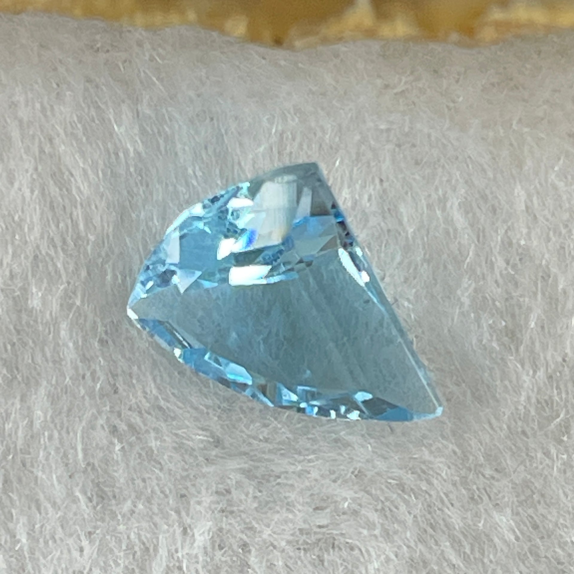 Natural Sky Blue Topaz Trillion Shape 2.86ct 10.9 by 9.0 by 5.0mm - Huangs Jadeite and Jewelry Pte Ltd