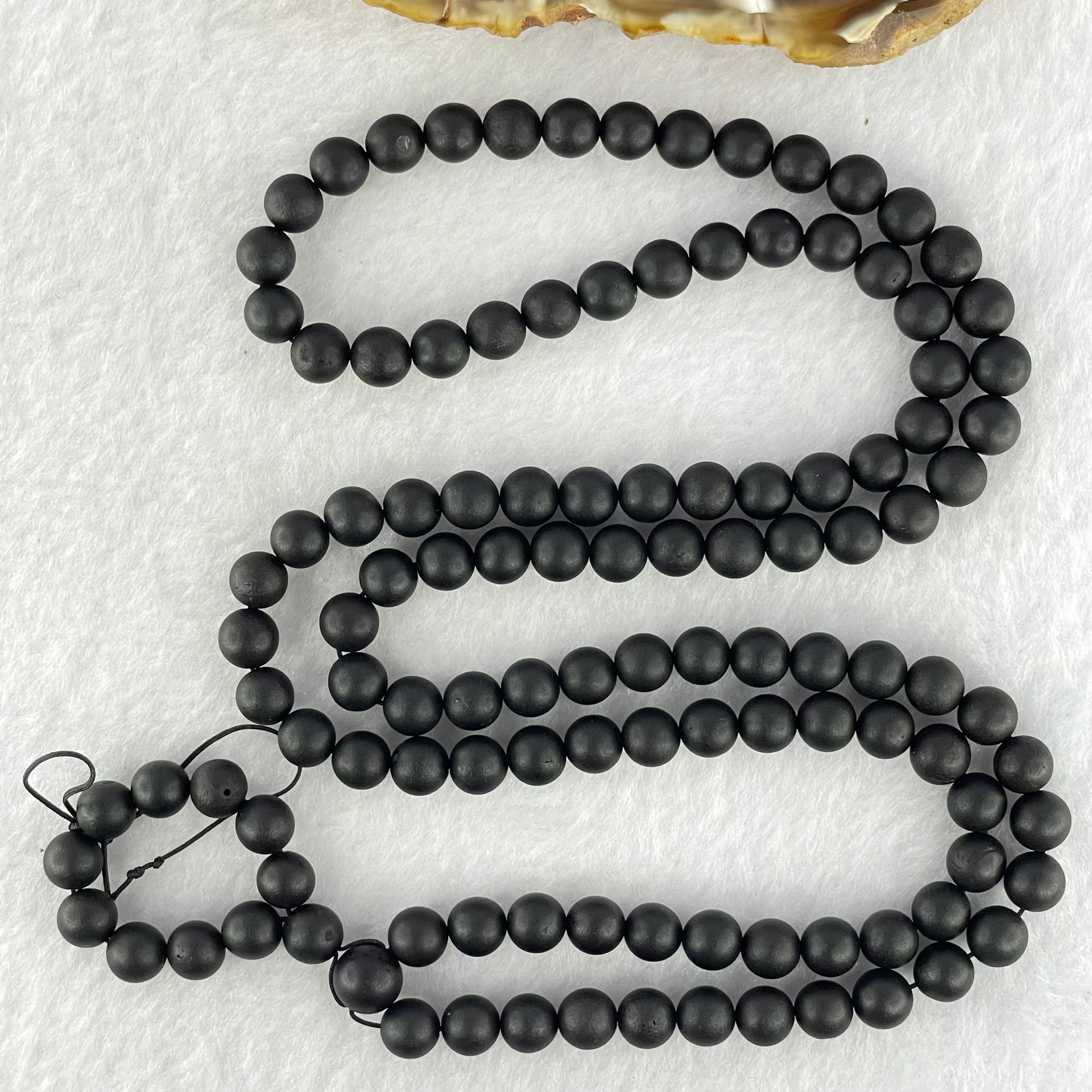 Natural Matt Black Gold King Amber Beads Necklace 天然黑金翁王琥珀项链 20.72g 72cm 6.9mm 108 Beads - Huangs Jadeite and Jewelry Pte Ltd