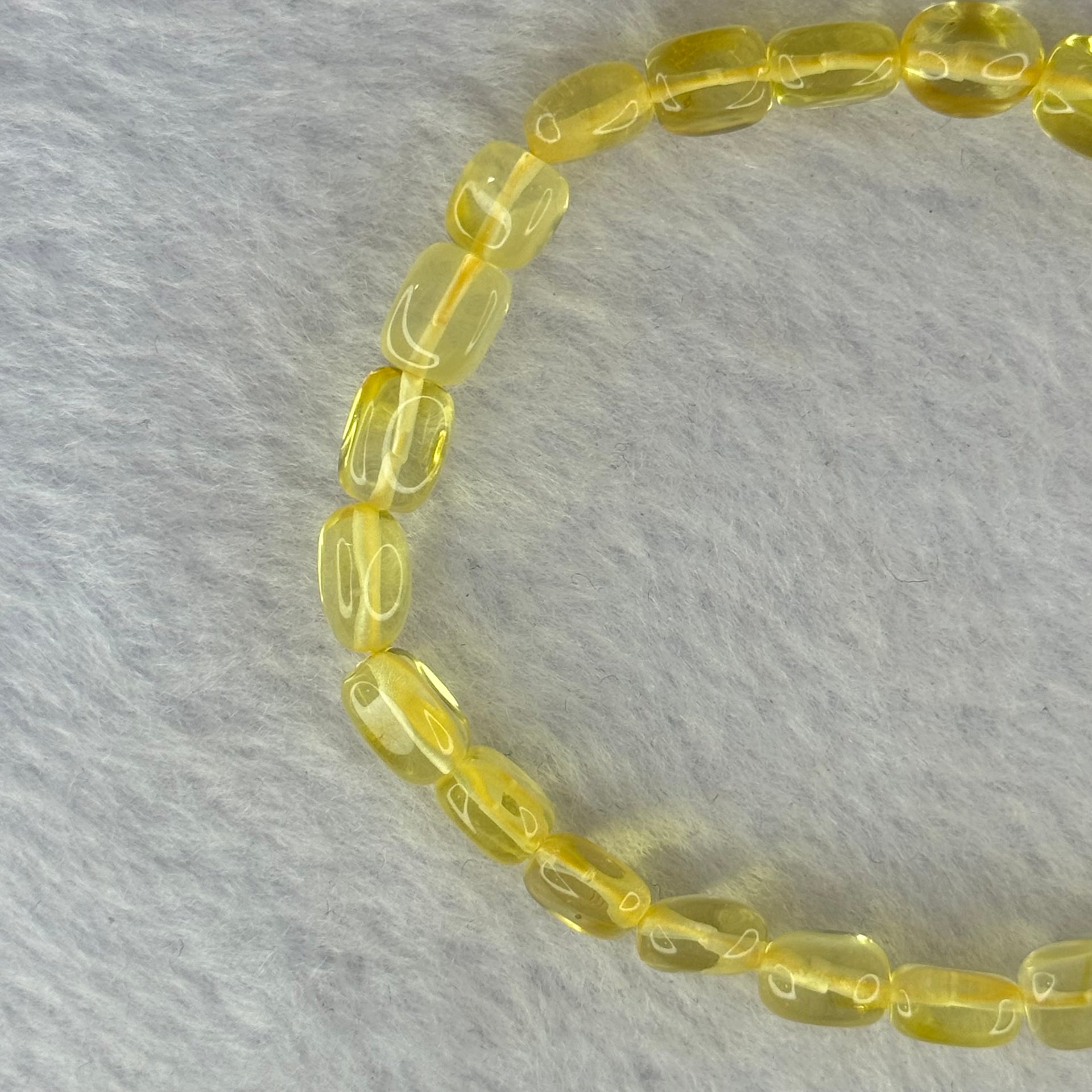 Natural Amber Pebble Shape Bracelet 天然琥珀手链 4.22g 16.5cm 6.4mm 25 Beads - Huangs Jadeite and Jewelry Pte Ltd