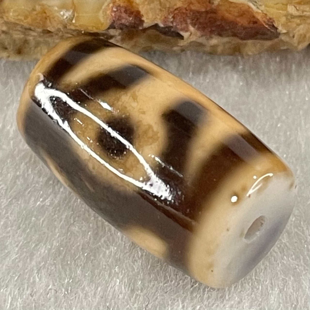 Natural Powerful Tibetan Old Oily Agate Patina Guiren Tairen Human Dzi Bead Totem Amulet Heavenly Master (Tian Zhu) 贵人天诛 4.85g 20.1 by 11.8mm - Huangs Jadeite and Jewelry Pte Ltd