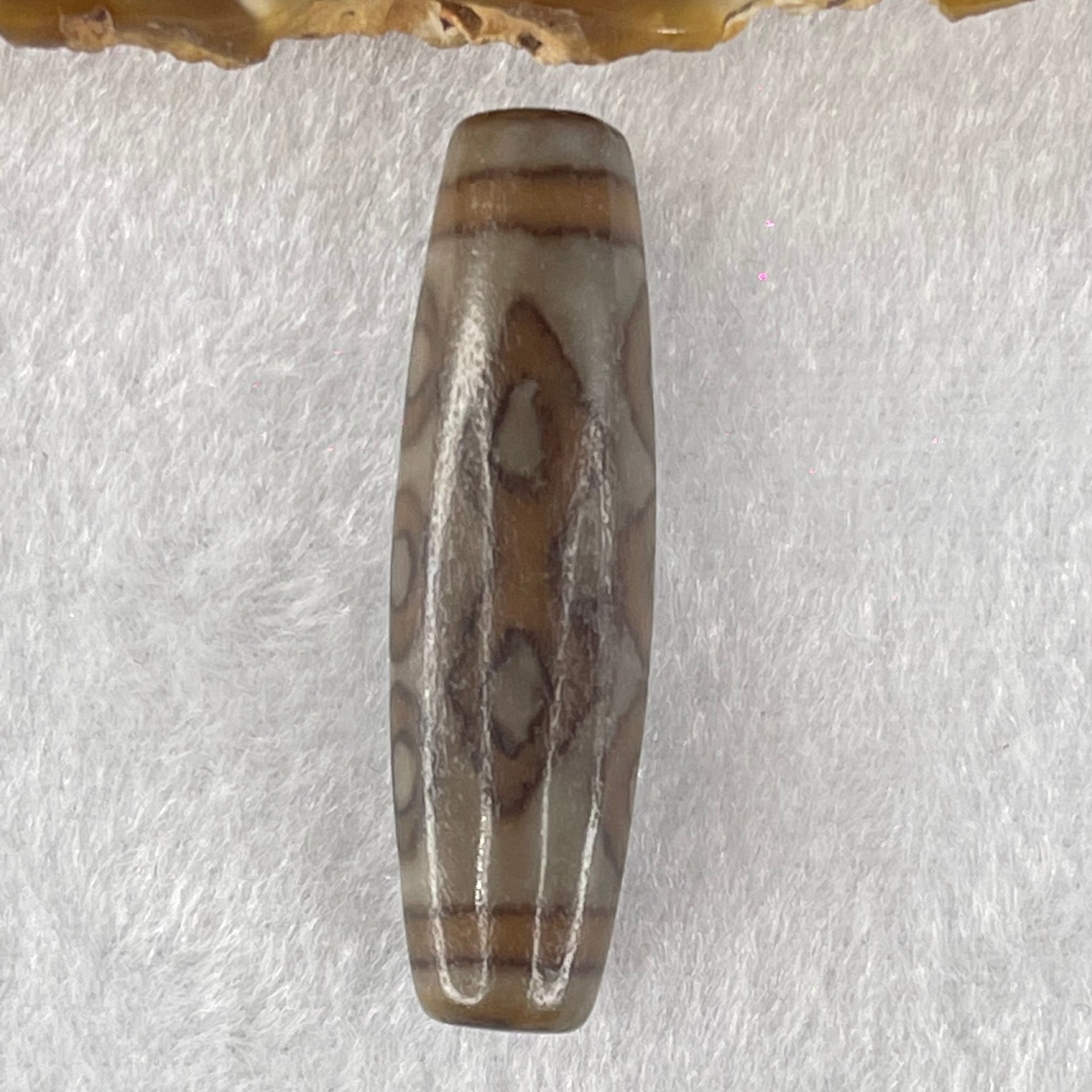 Natural Powerful Tibetan Old Oily Agate 6 Eye with 4 Eye Vajra Dzi Bead Heavenly Master (Tian Zhu) 六眼加四眼金刚杵天诛 7.68g 39.6 by 11.3mm - Huangs Jadeite and Jewelry Pte Ltd