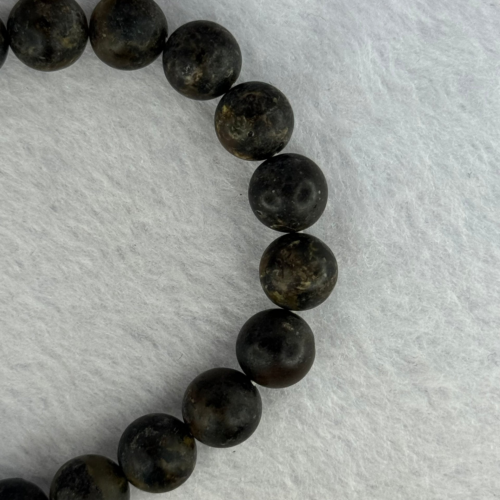 Natural Snow Medicine Amber King Beads Bracelet 天然白雪药王琥珀手链 9.11g 15.5cm 9.4mm 20 Beads - Huangs Jadeite and Jewelry Pte Ltd