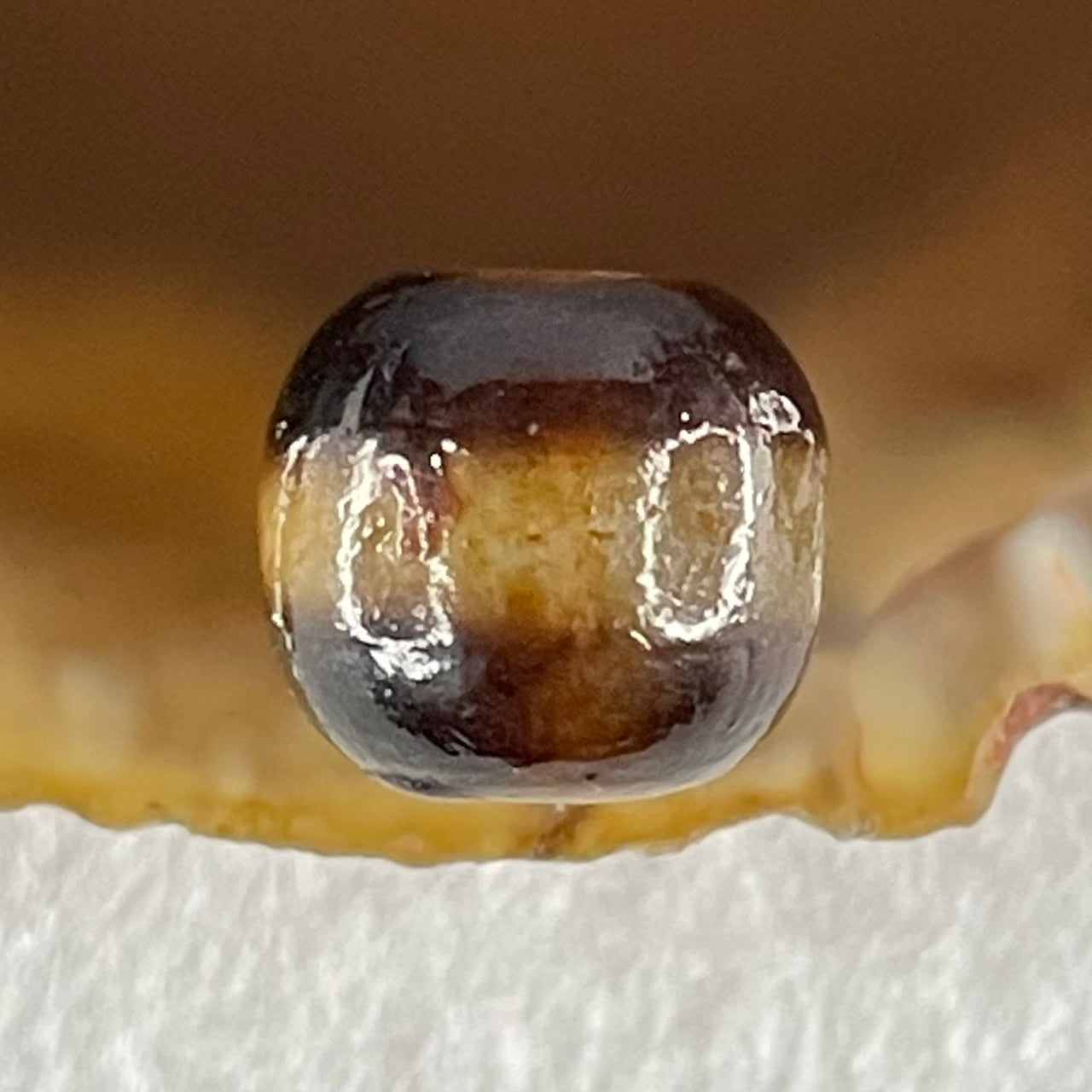 Natural Powerful Tibetan Old Oily Agate 1 Line Dzi Bead Heavenly Master (Tian Zhu) 1.81g 10.0 by 10.8mm - Huangs Jadeite and Jewelry Pte Ltd