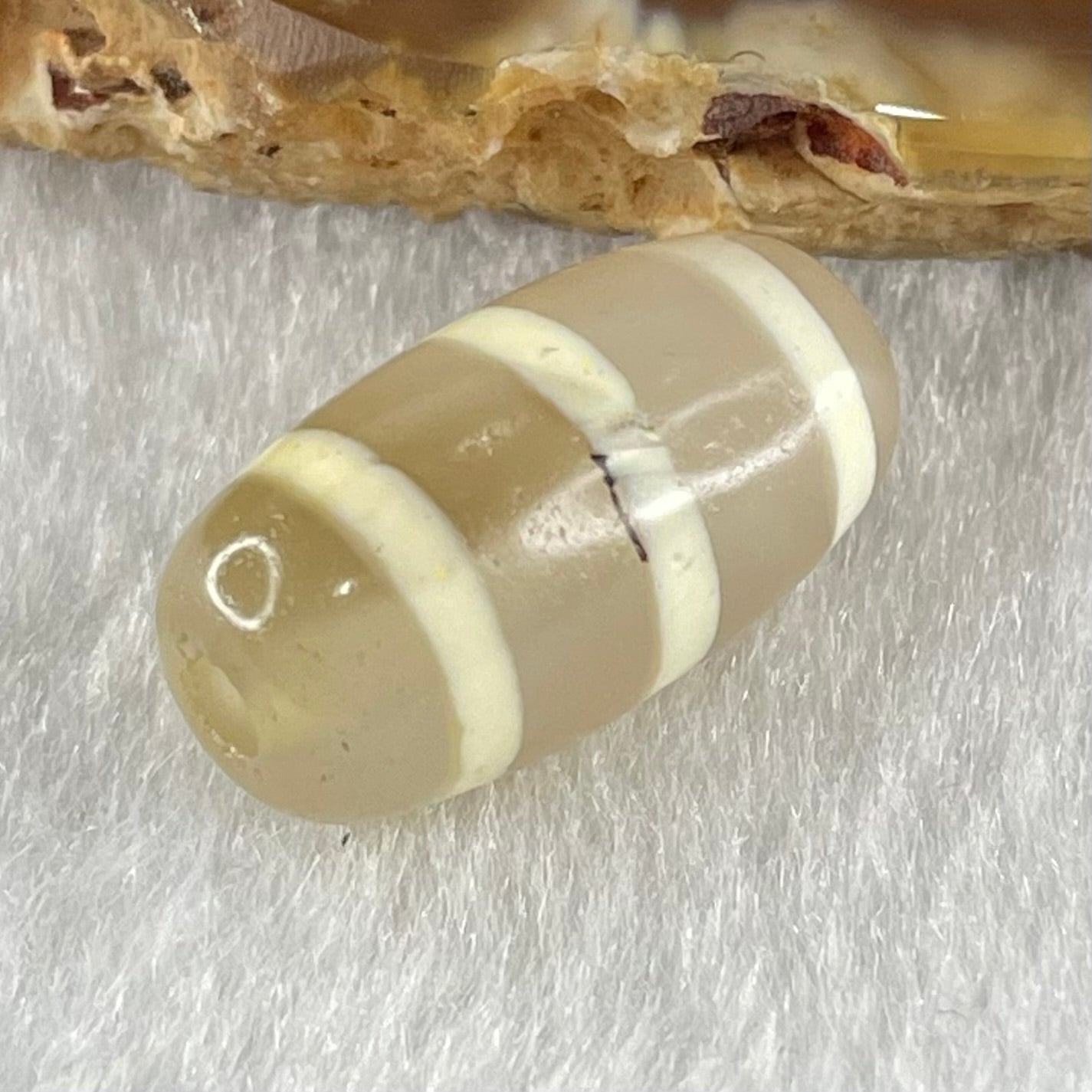 Natural Powerful Tibetan Old Oily Agate 3-Lines Dzi Bead Heavenly Master (Tian Zhu) 三行天诛 2.51g 17.9 by 9.7mm - Huangs Jadeite and Jewelry Pte Ltd