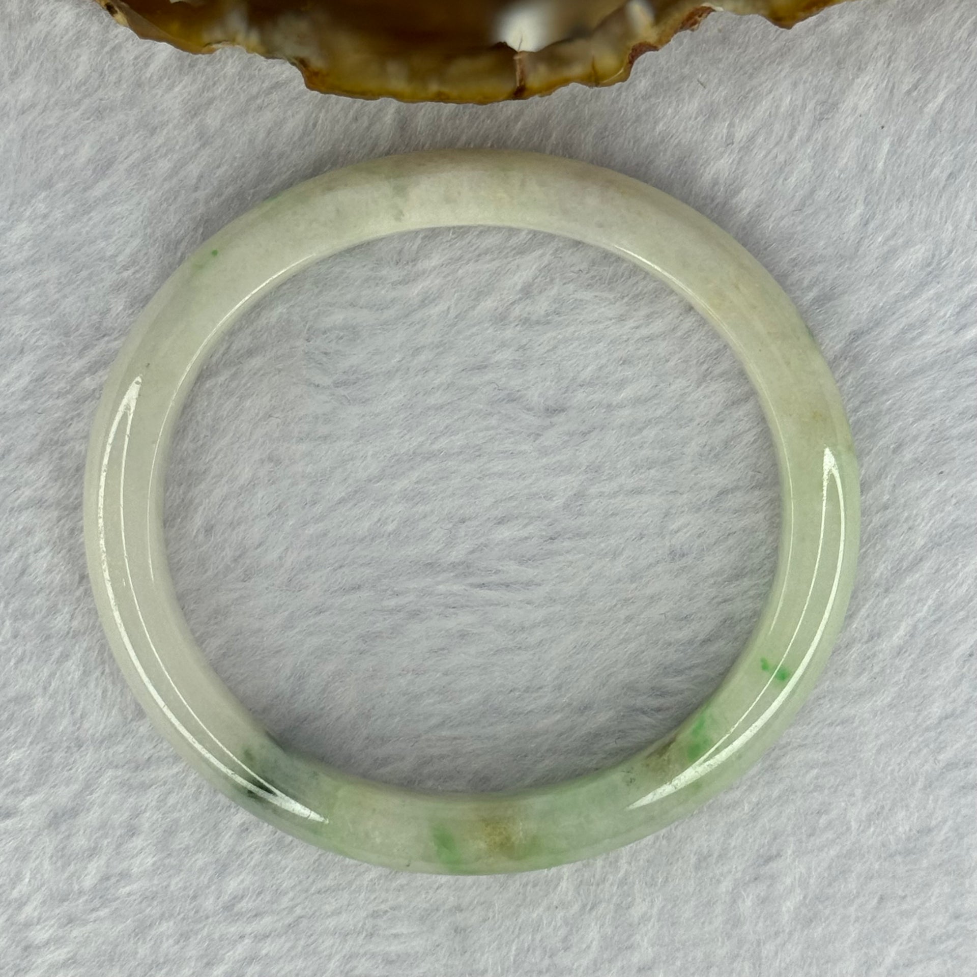Type A Green Jadeite Bangle 23.55g Internal Diameter 49.3mm 8.4 by 6.3mm (Slight External Line) - Huangs Jadeite and Jewelry Pte Ltd