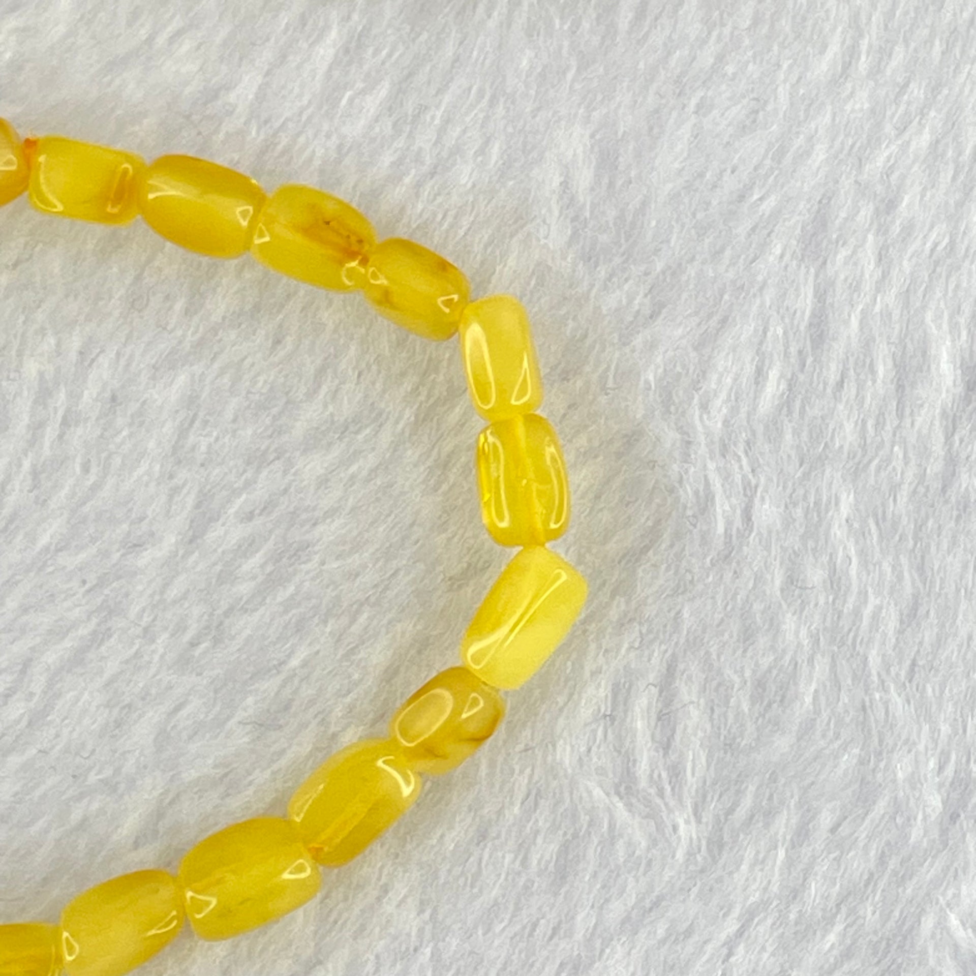 Natural Butterscotch Amber Beads Bracelet 2.61g 14.5mm 5.0mm 24 Beads - Huangs Jadeite and Jewelry Pte Ltd