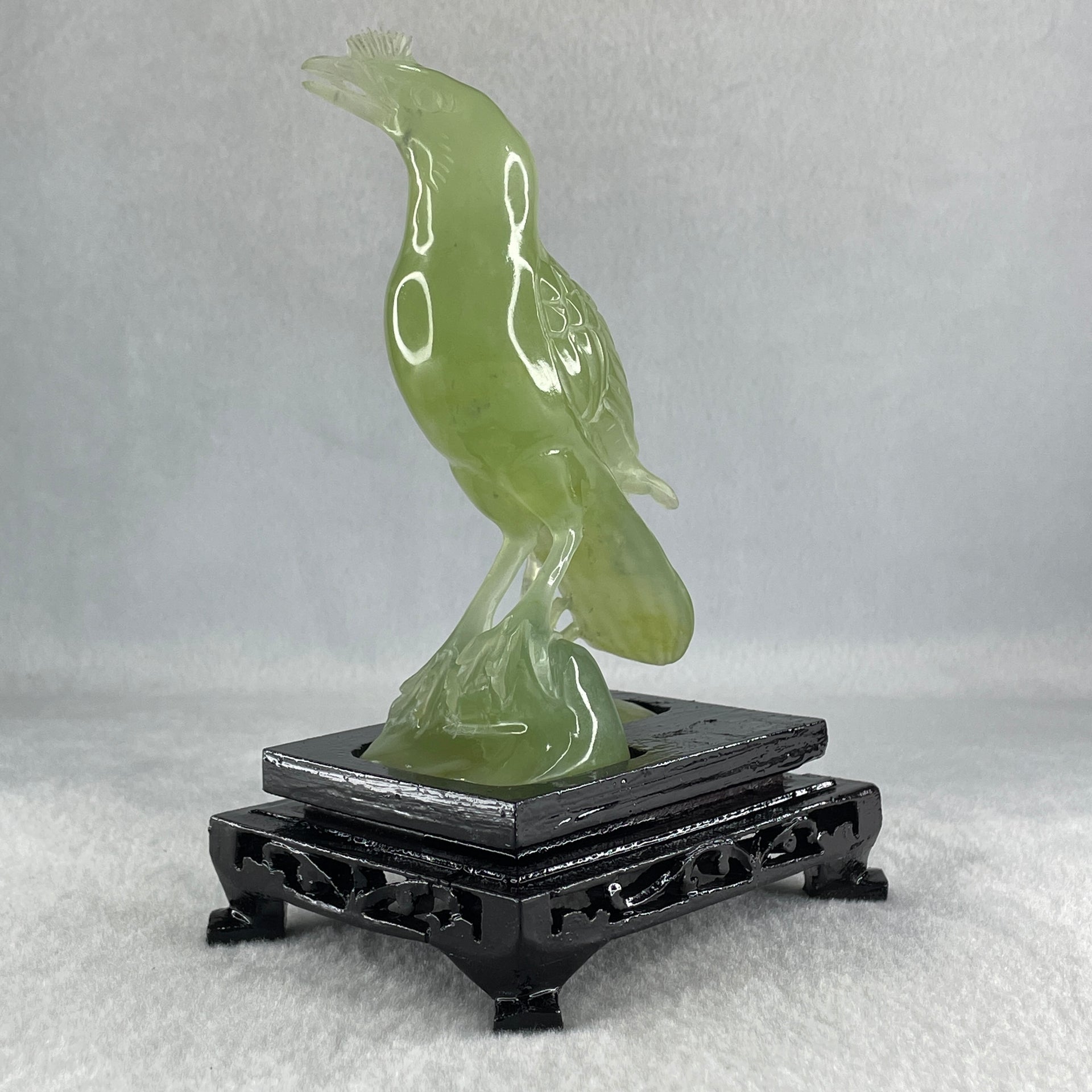 Natural Green Serpentine Javan Mynah Birds on Tree with Wooden Stand Display 291.4g 99.0 by 153.8 by 78.0mm - Huangs Jadeite and Jewelry Pte Ltd