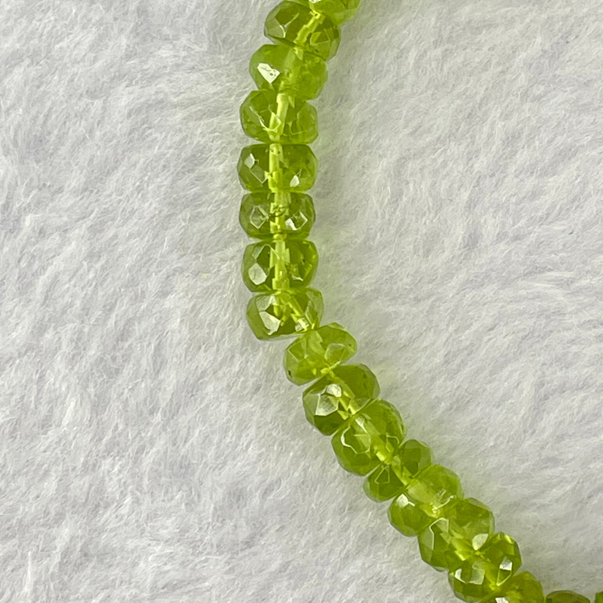 Natural Faceted Peridot Beads Bracelet 天然绿橄榄石手链 12.36g 15.5cm 5.9mm 51 Beads - Huangs Jadeite and Jewelry Pte Ltd