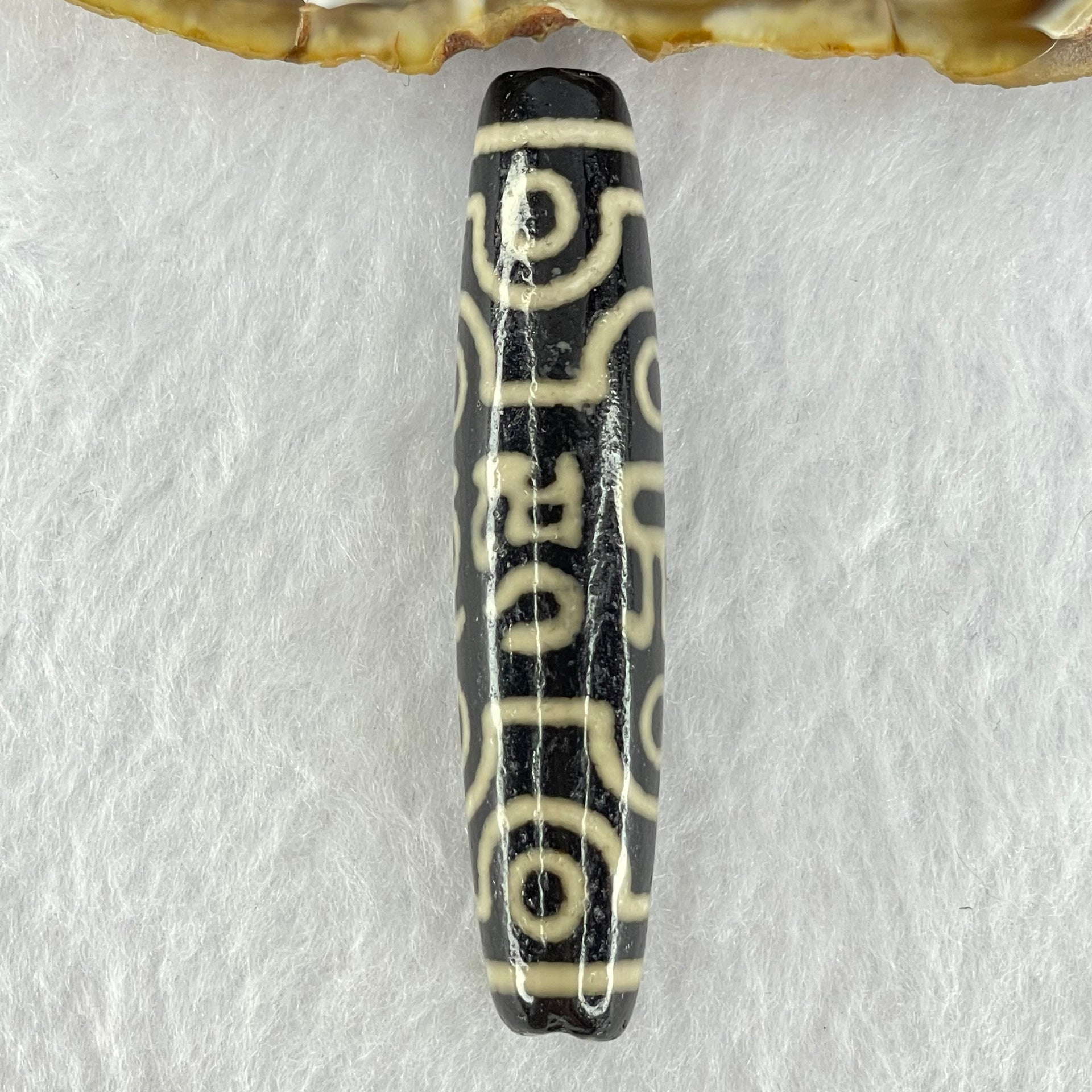 Natural Powerful Tibetan Old Oily Agate 8 Eyes Om Mani Padme Hum Dzi Bead Heavenly Master (Tian Zhu) 六字箴言八眼天珠 15.10g 58.7 by 12.8mm - Huangs Jadeite and Jewelry Pte Ltd