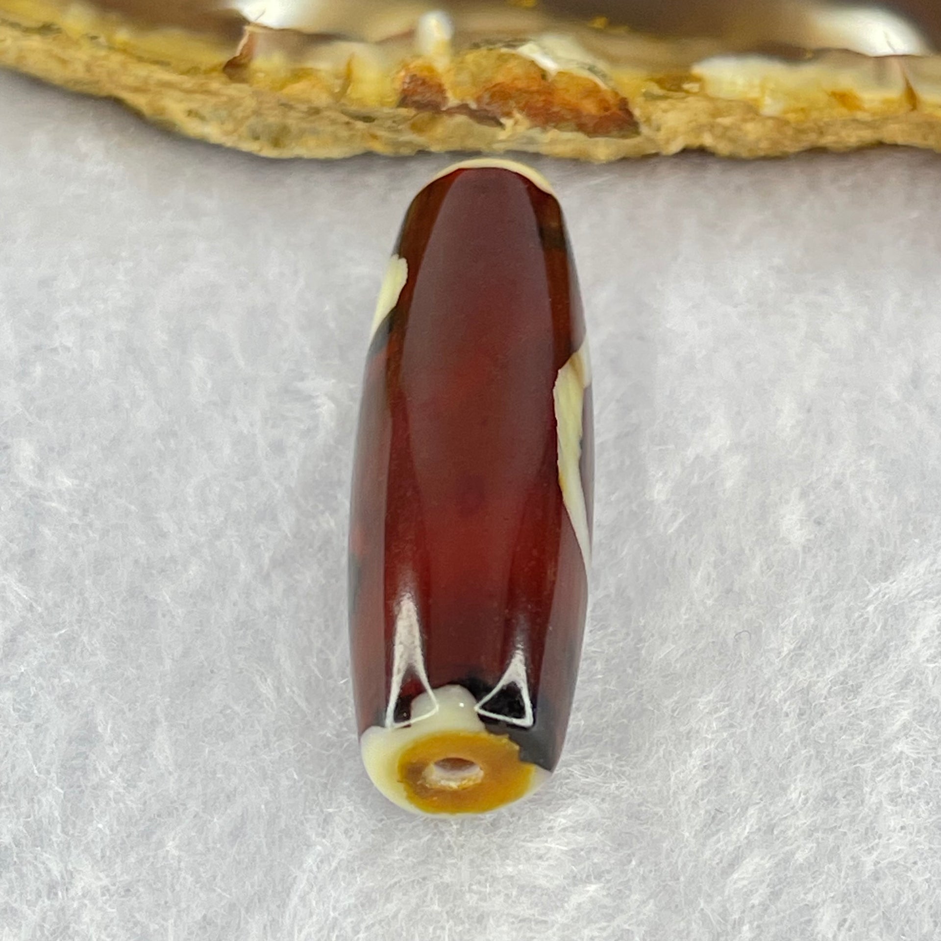 Natural Powerful Tibetan Old Oily Agate Ruyi Dzi Bead Heavenly Master (Tian Zhu) 如意天珠 8.72g 38.2 by 12.1mm - Huangs Jadeite and Jewelry Pte Ltd