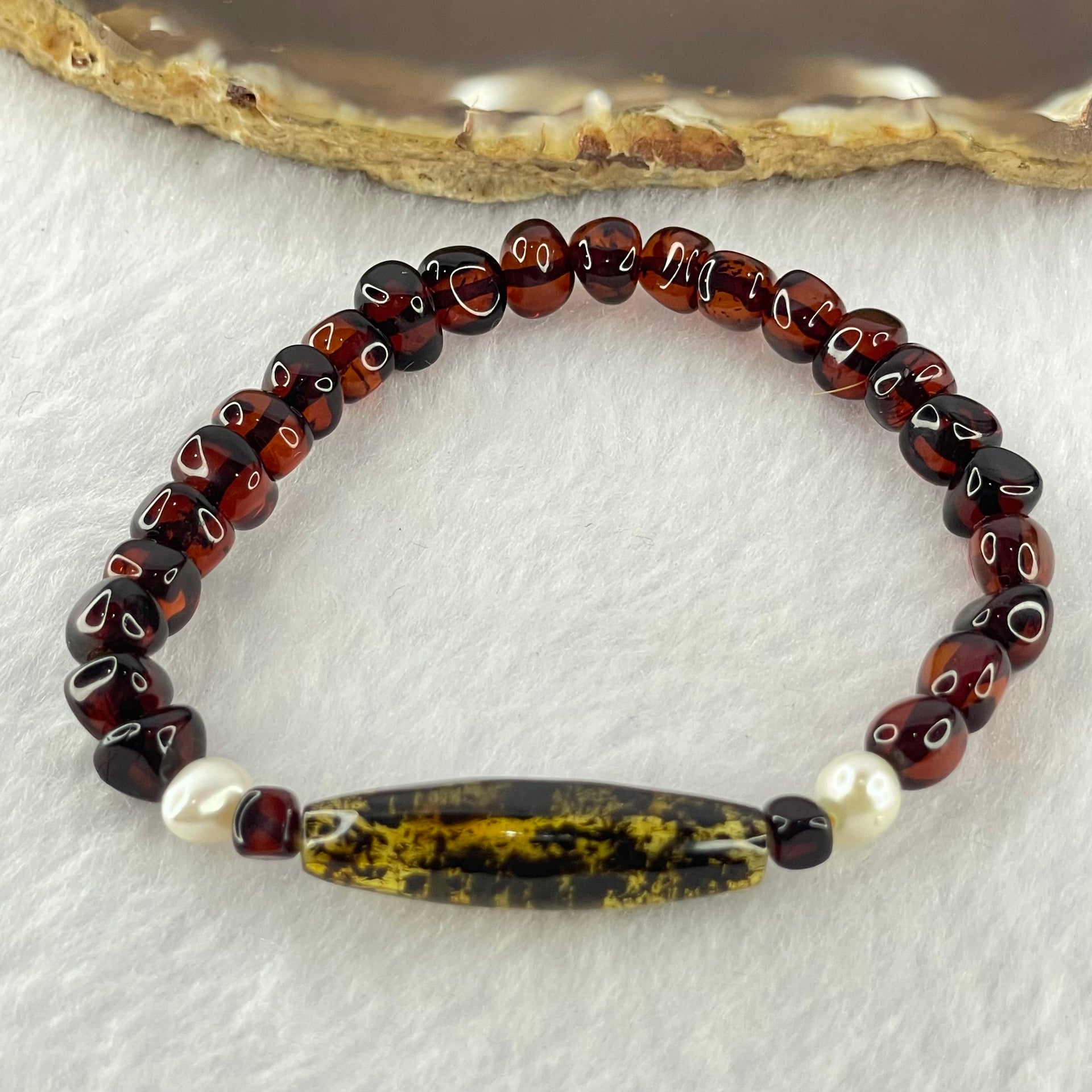 Natural Spirit Grass Amber Beads Bracelet 天然灵草珀手链 5.74g 15cm 30.0 by 8.5 by 1 Bead 7.4 mm 24 Beads - Huangs Jadeite and Jewelry Pte Ltd