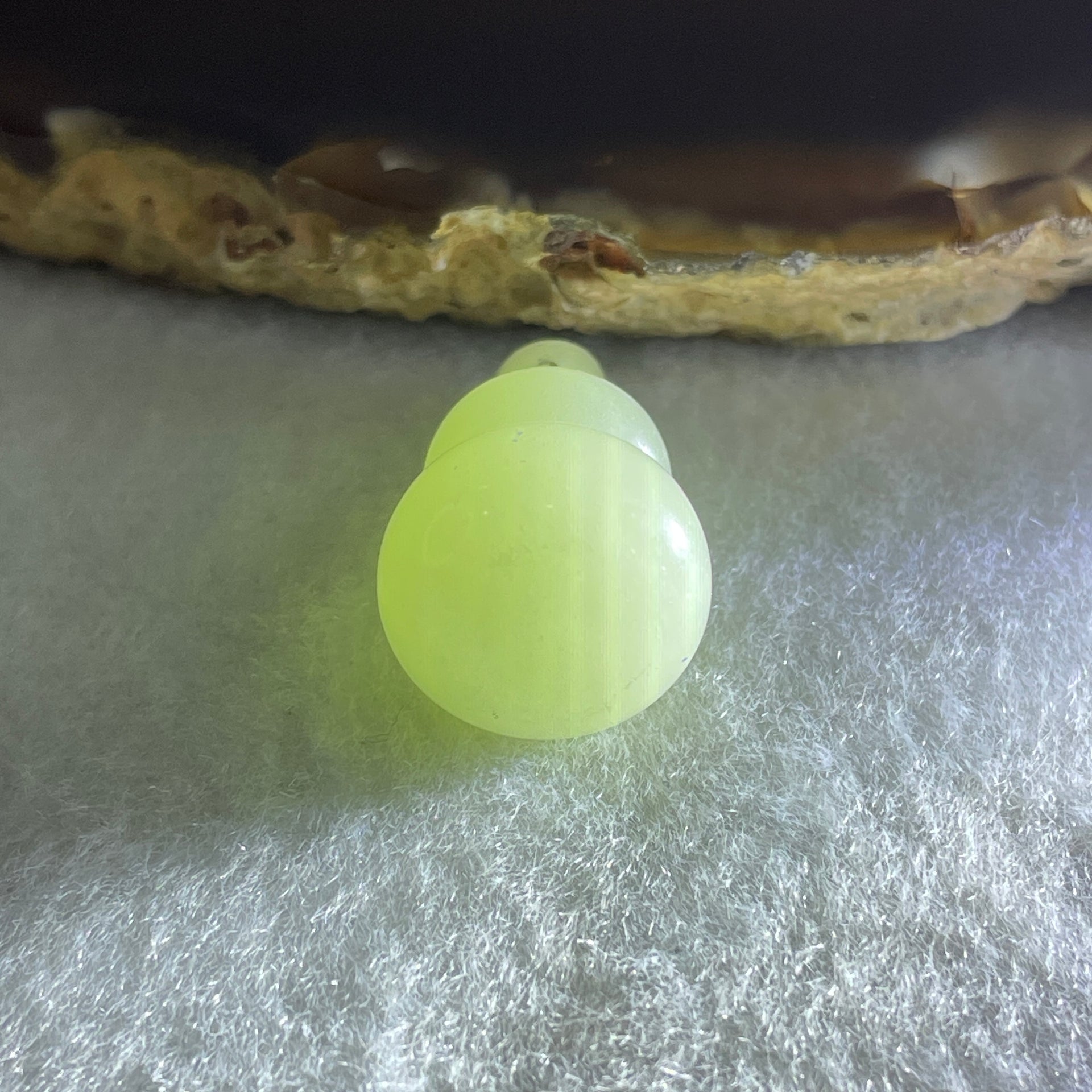 Natural Light Green Chalcedony Mini Hulu Display 4.69g 22.7 by 14.2mm - Huangs Jadeite and Jewelry Pte Ltd