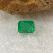 Natural Colombia Green Emerald (Beryl) Cut-Cornered Rectangular step cut 0.60ct 5.5 by 4.4 by 3.5mm - Huangs Jadeite and Jewelry Pte Ltd