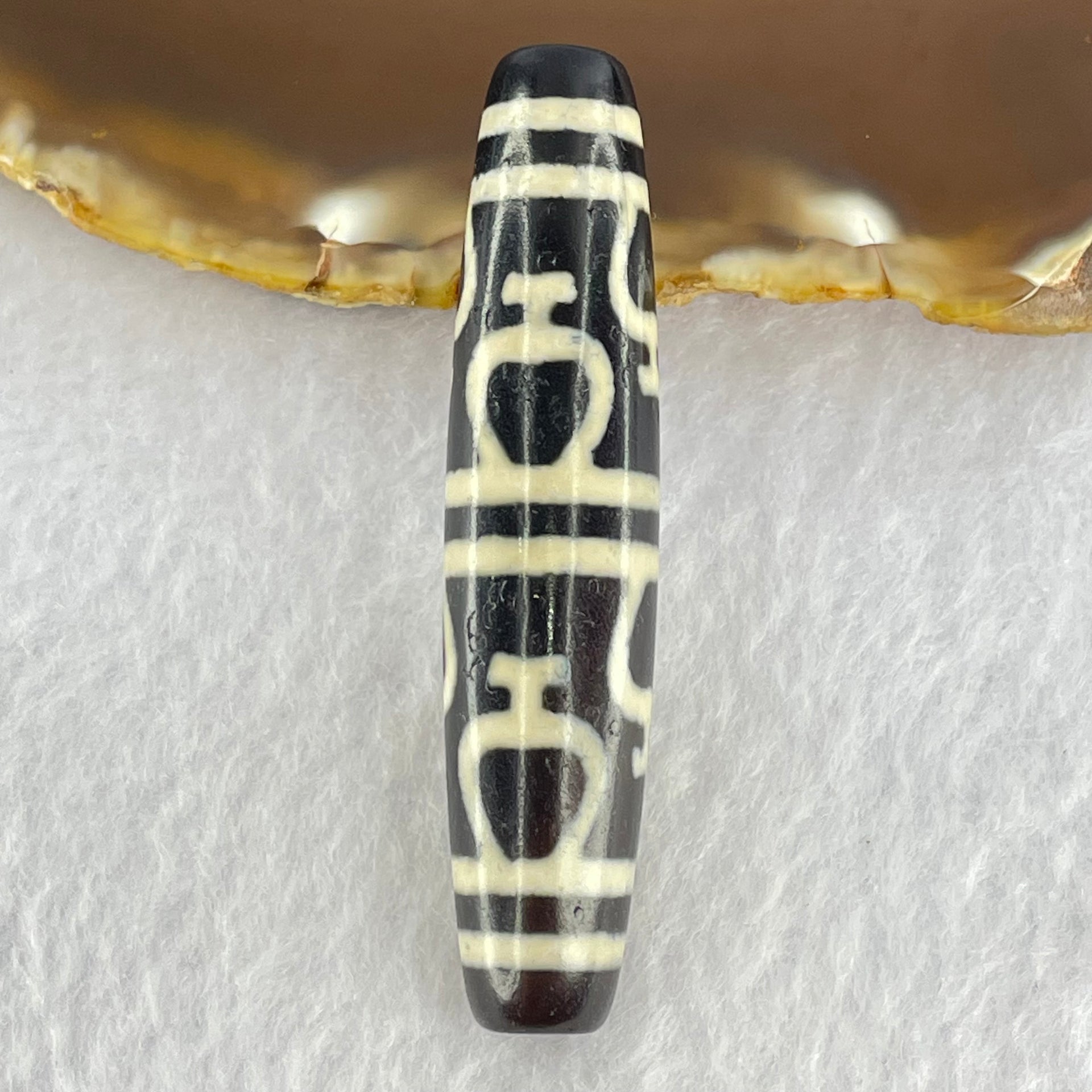 Natural Powerful Tibetan Old Oily Agate 8 Nectar Vessel Dzi Bead Heavenly Master (Tian Zhu) 花蜜容器眼天珠 14.95g 58.9 by 12.7mm - Huangs Jadeite and Jewelry Pte Ltd