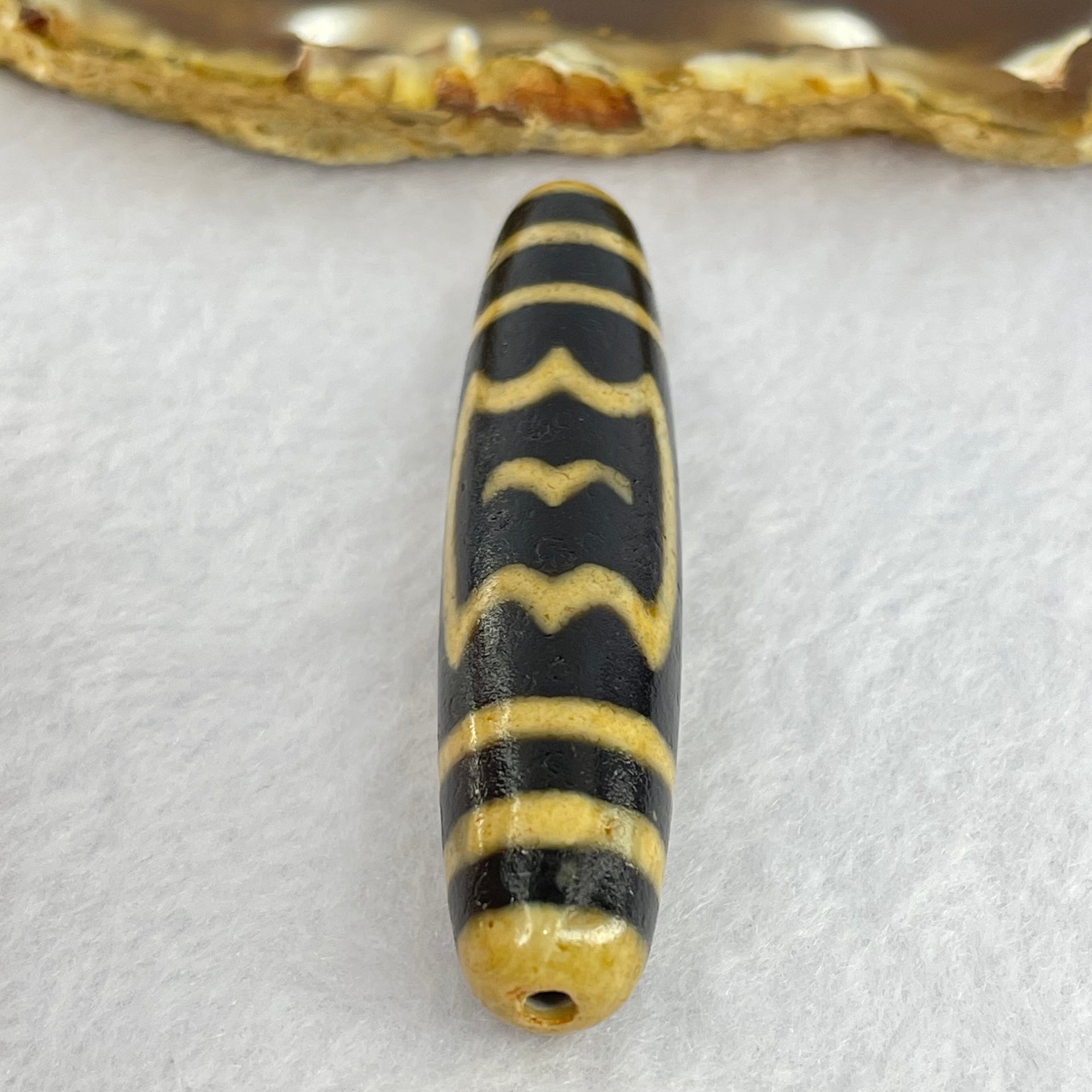 Natural Powerful Tibetan Old Oily Agate Garuda Long Dzi Bead Heavenly Master (Tian Zhu) 15.26g 57.4 by 13.5mm - Huangs Jadeite and Jewelry Pte Ltd