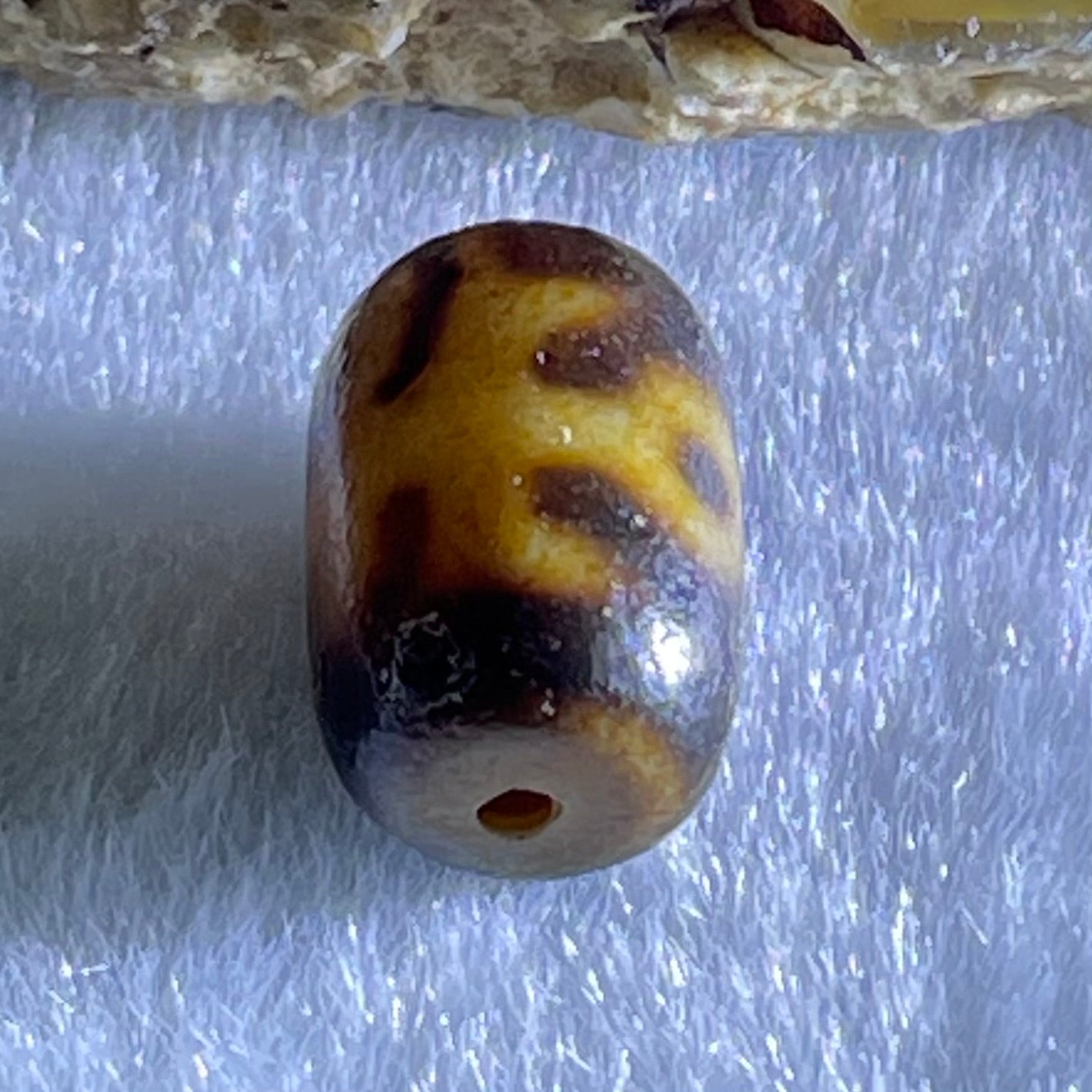 Natural Powerful Tibetan Old Oily Agate Patina Guiren Tairen Human Dzi Bead Totem Amulet Heavenly Master (Tian Zhu) 贵人天诛 1.64g 13.1 by 8.8mm - Huangs Jadeite and Jewelry Pte Ltd