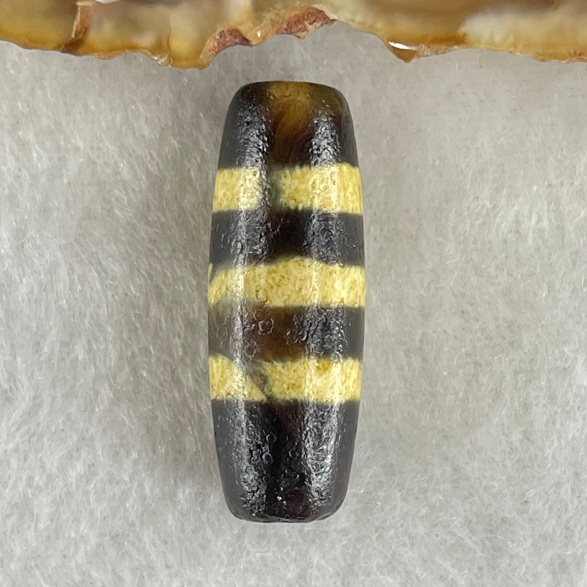 Natural Powerful Tibetan Old Oily Agate 3 Lines Dzi Bead Heavenly Master (Tian Zhu) 三行天诛 5.04g 29.0 by 10.5mm - Huangs Jadeite and Jewelry Pte Ltd